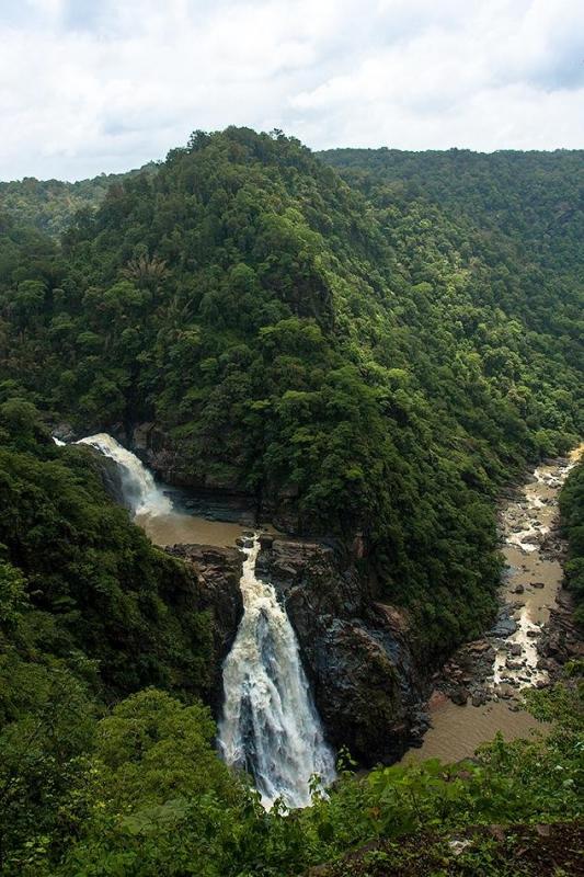 Karnatakas Spell Binding Waterfalls Magod Falls Is Located