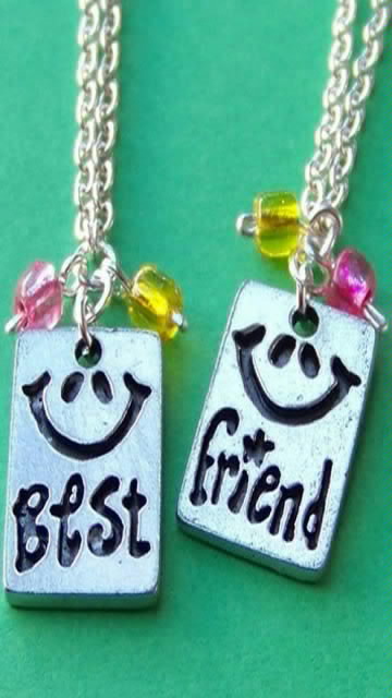 Best Friend Wallpaper For Your Nokia C6 Mobile Phone