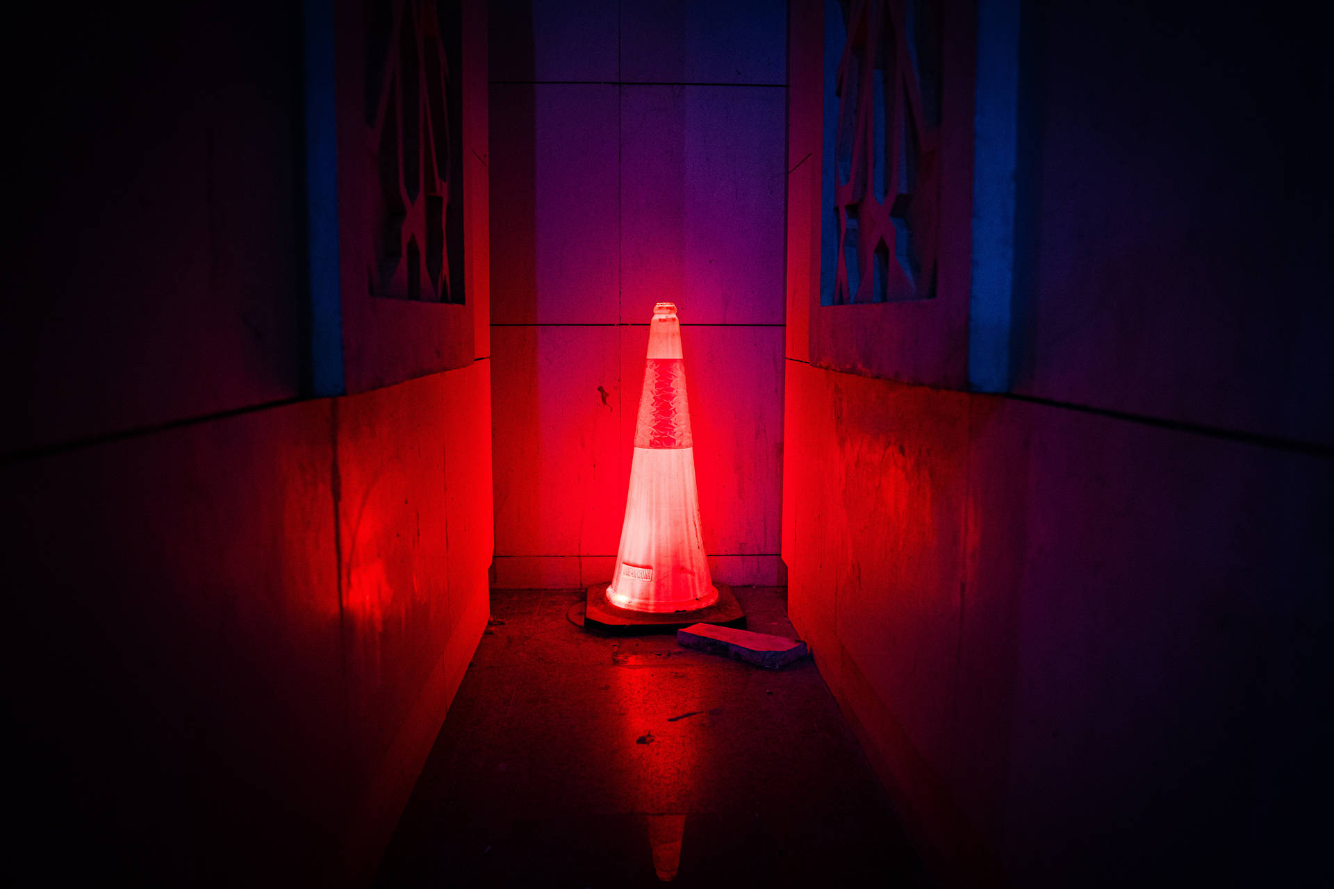 4k Neon Wallpaper
