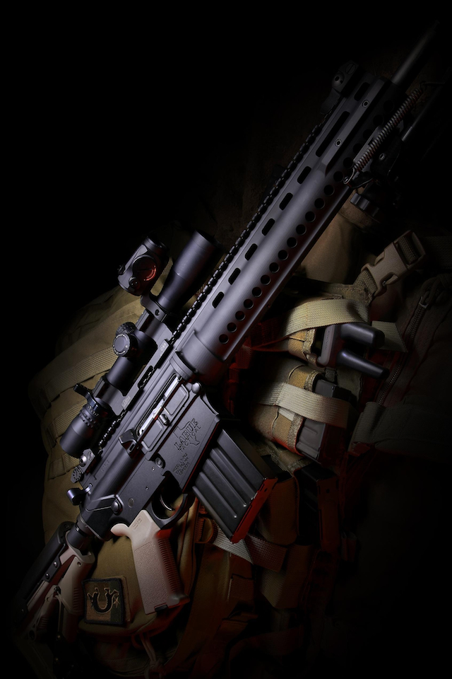 iPhone Gun Wallpaper - WallpaperSafari