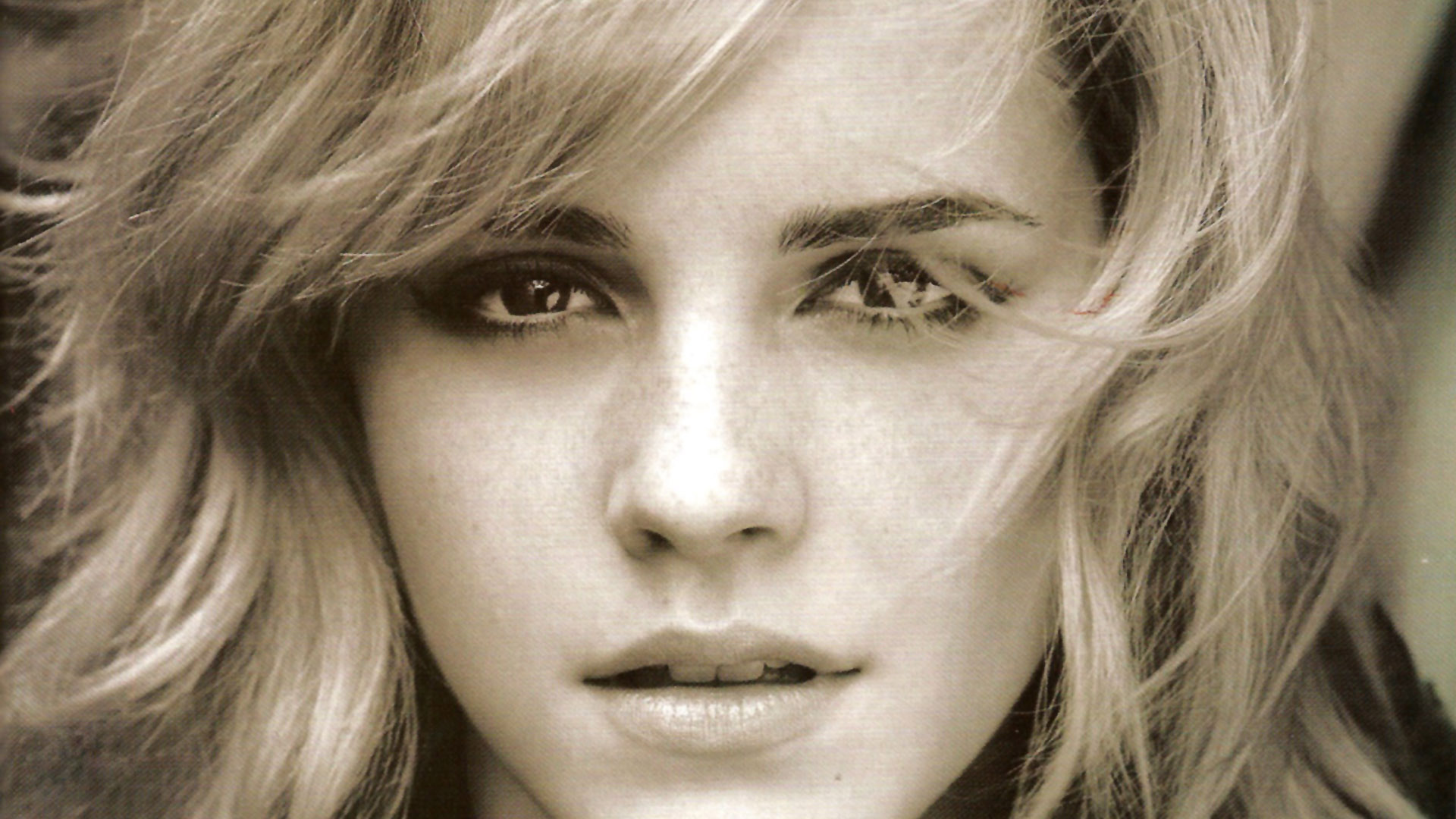 Beautiful Emma Watson Wallpaper High Definition