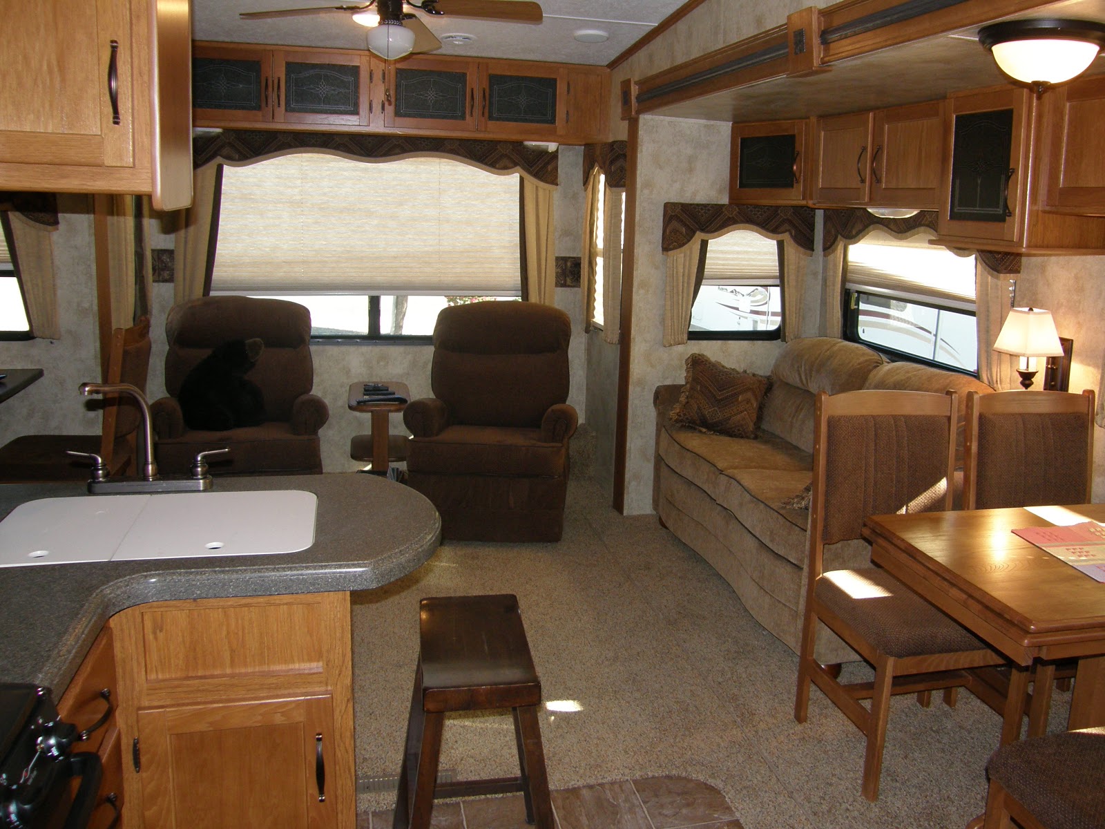 Roving S By Doug P Purchasing A New Camper Montana