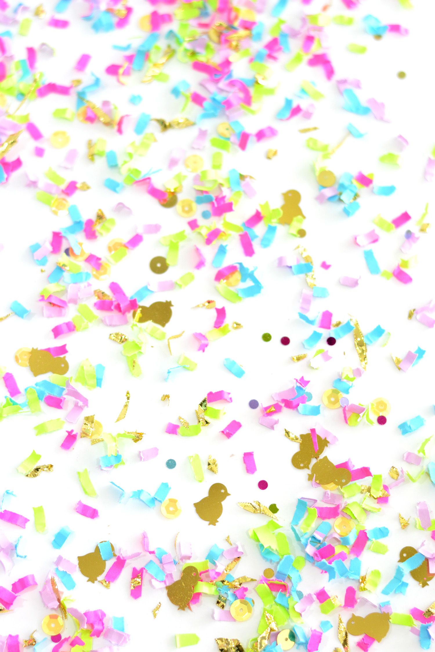 Chicks Dig Me Confetti Background Wallpaper