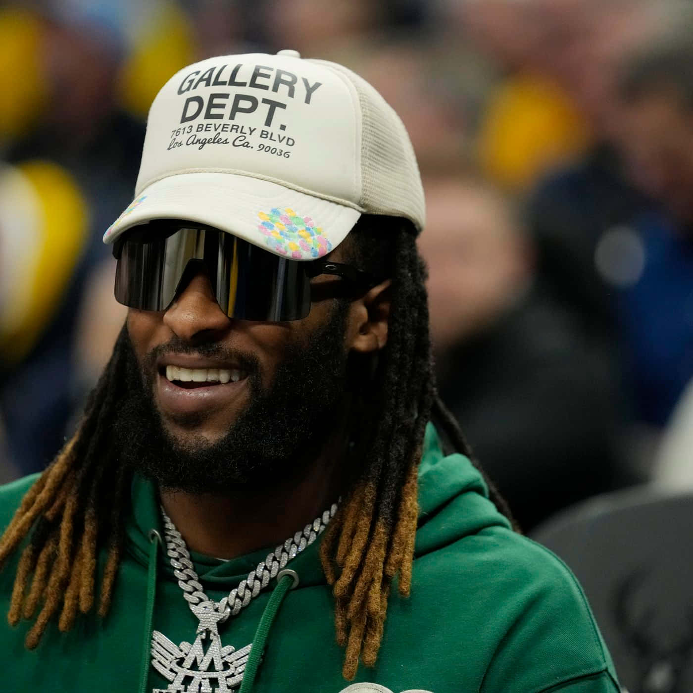 Green Bay Packers Aaron Jones Sprints Through The Chicago Wallpaper