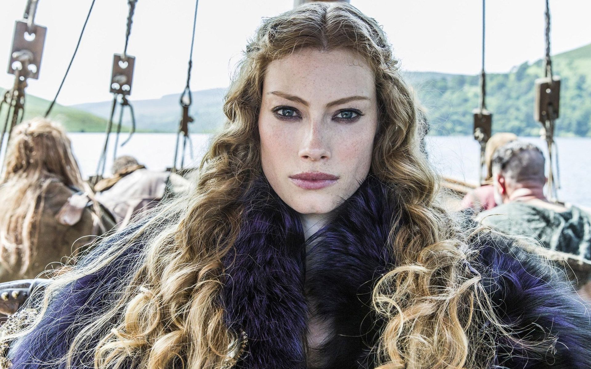 Katheryn Winnick As Lagertha In Vikings Wallpaper