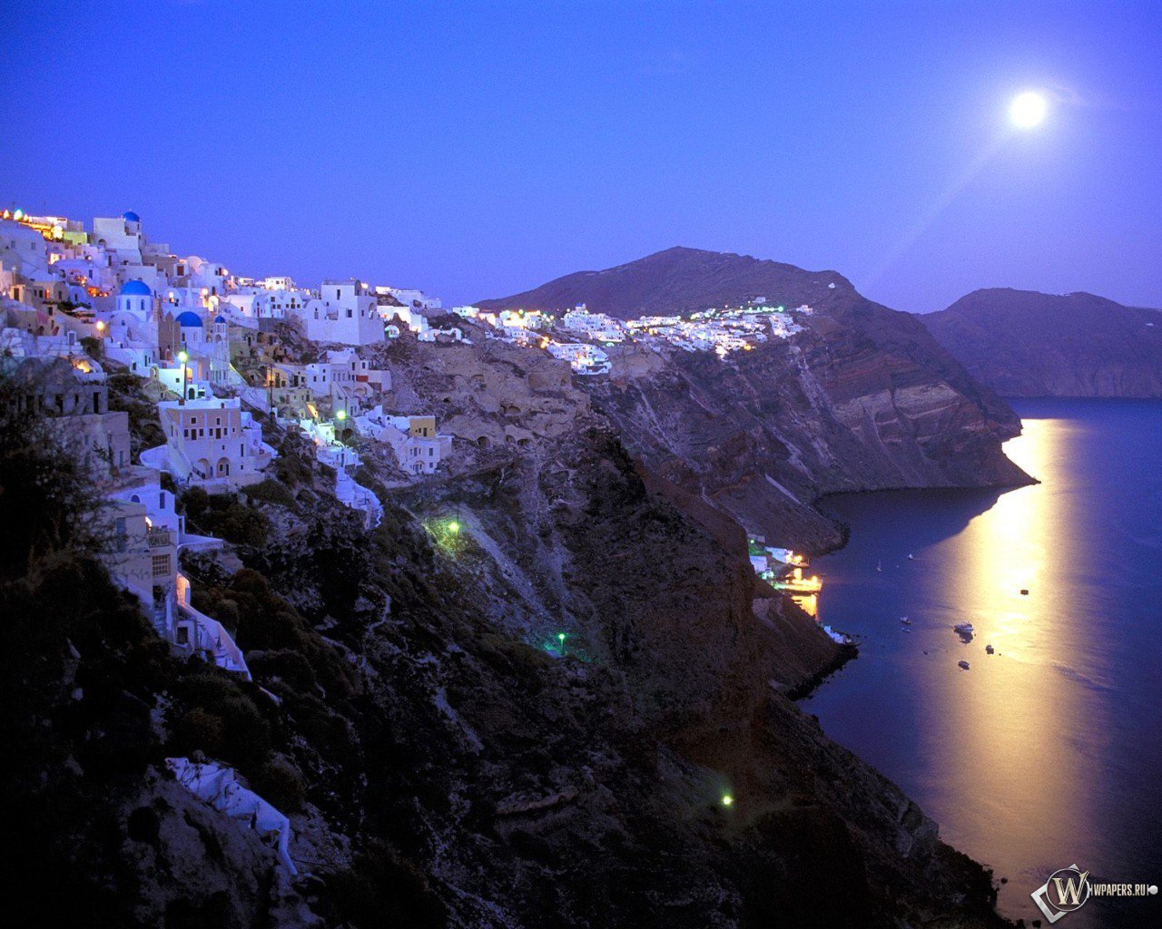 Moonrise Over Santorini Greece Beautiful Screensavers