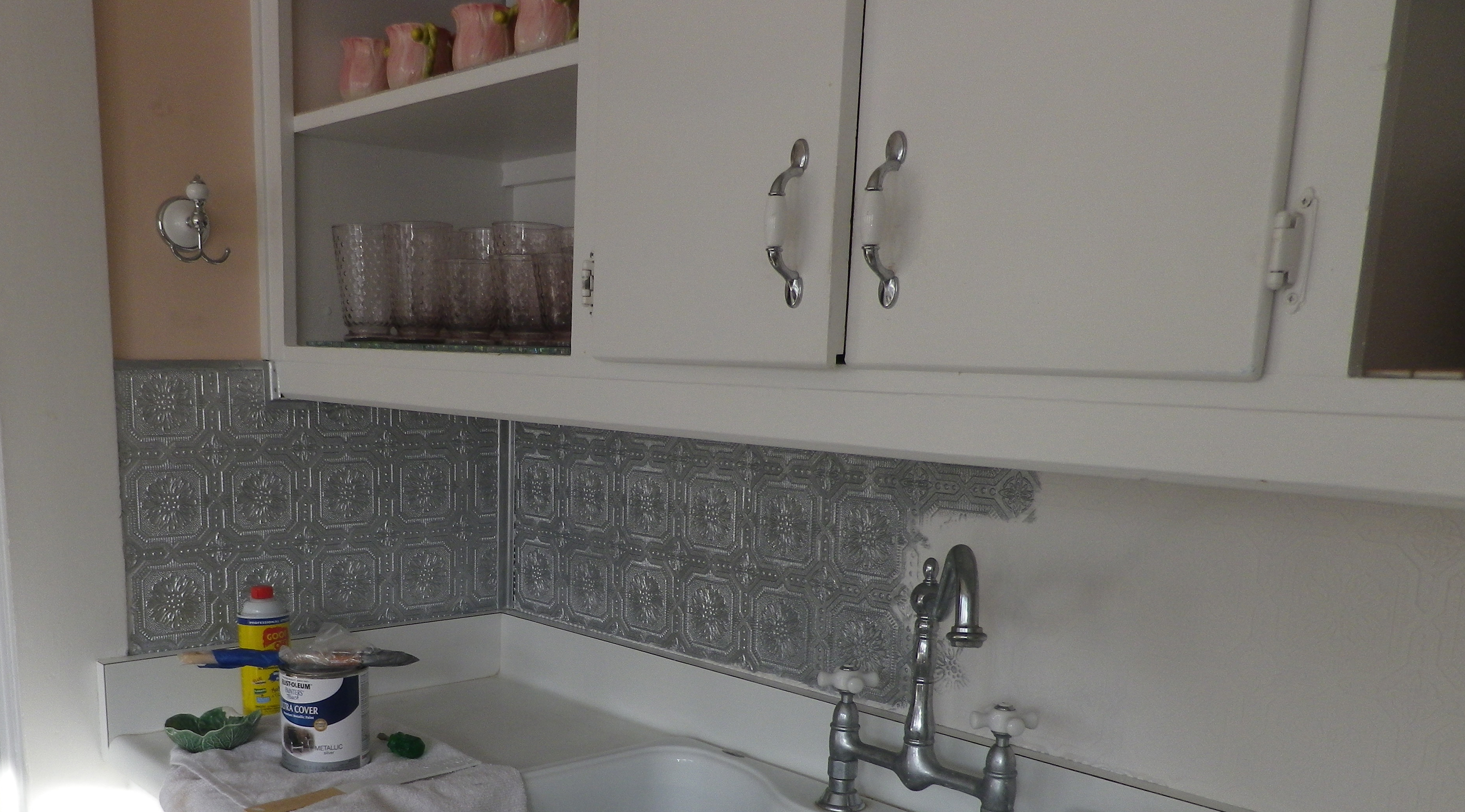 How To Paint A Faux Pressed Tin Tile Backsplash Artifact Graphics