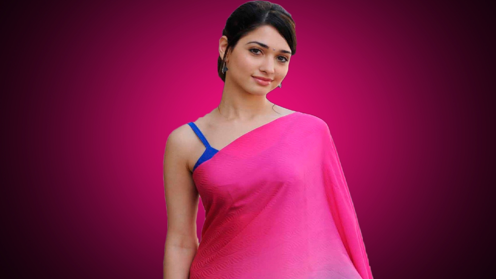 Tamanna Bhatia In Pink Saree Wallpaper HD Desktop