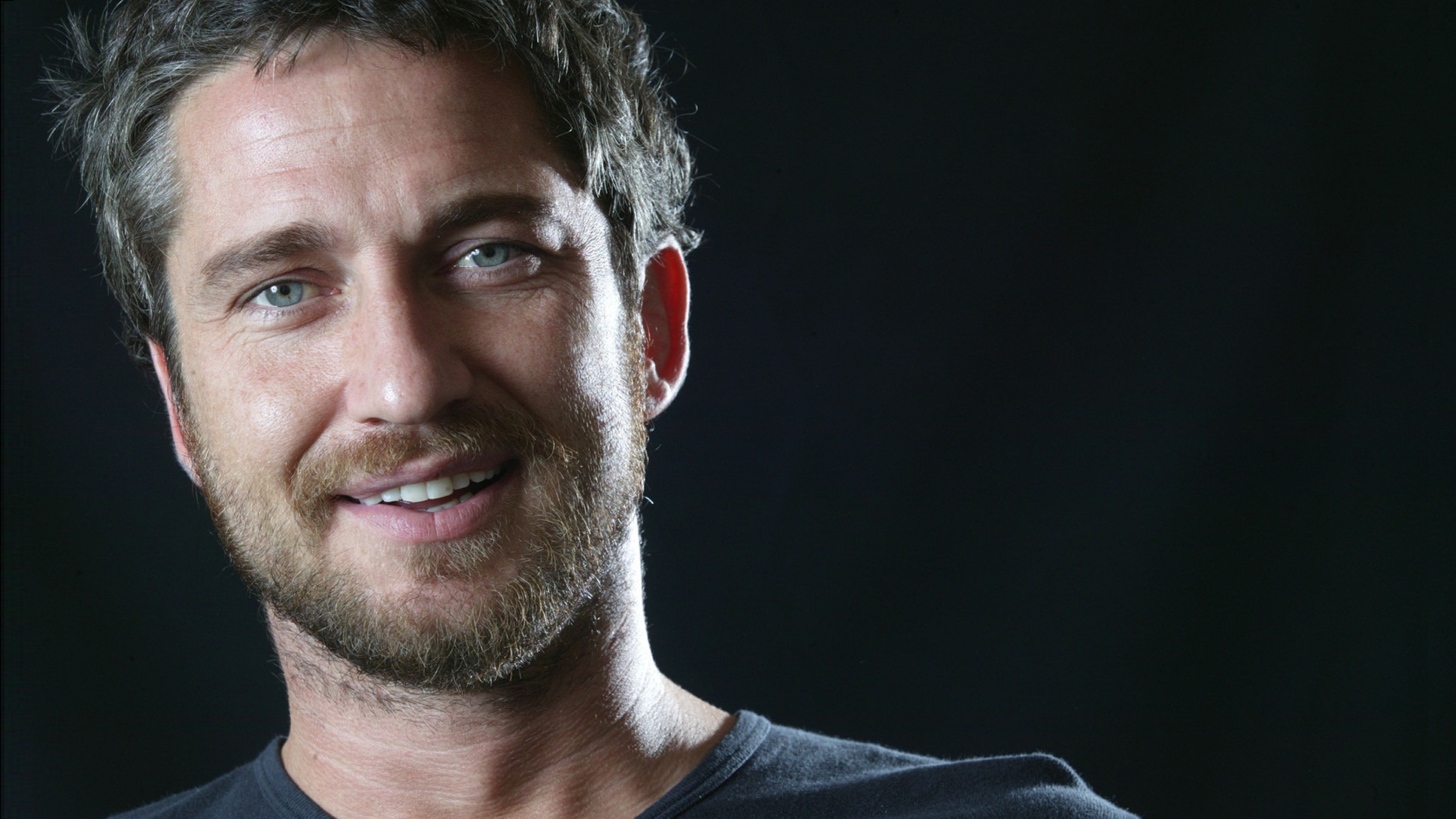 Gerard Butler Wallpaper High Resolution And Quality