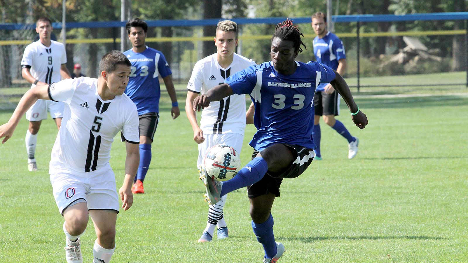 Men S Soccer Plays To A Draw In Summit League Opener Eastern