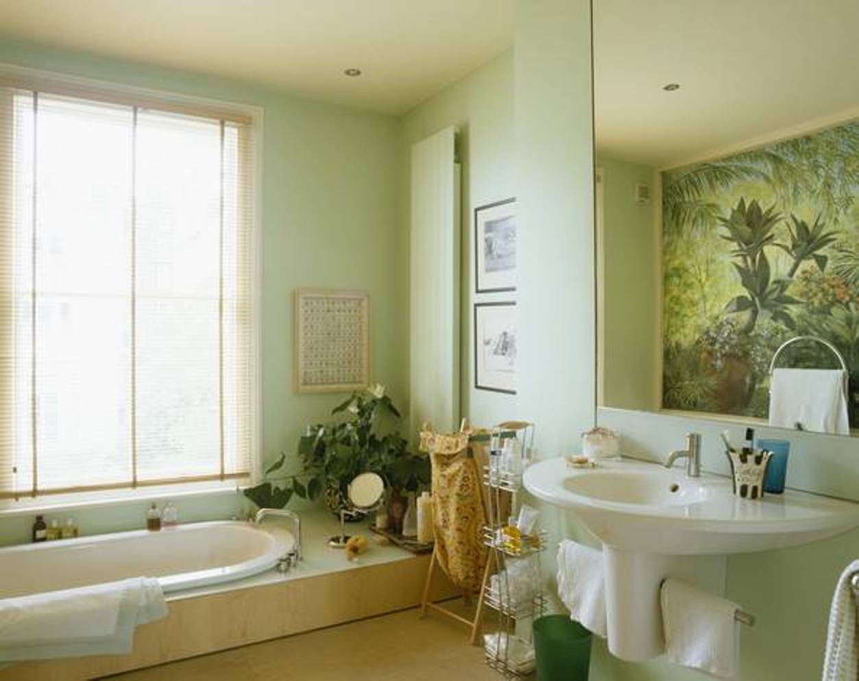 Bathroom Tropical Bathroom Theme Tropical Bathroom Theme With Mint 1253x994