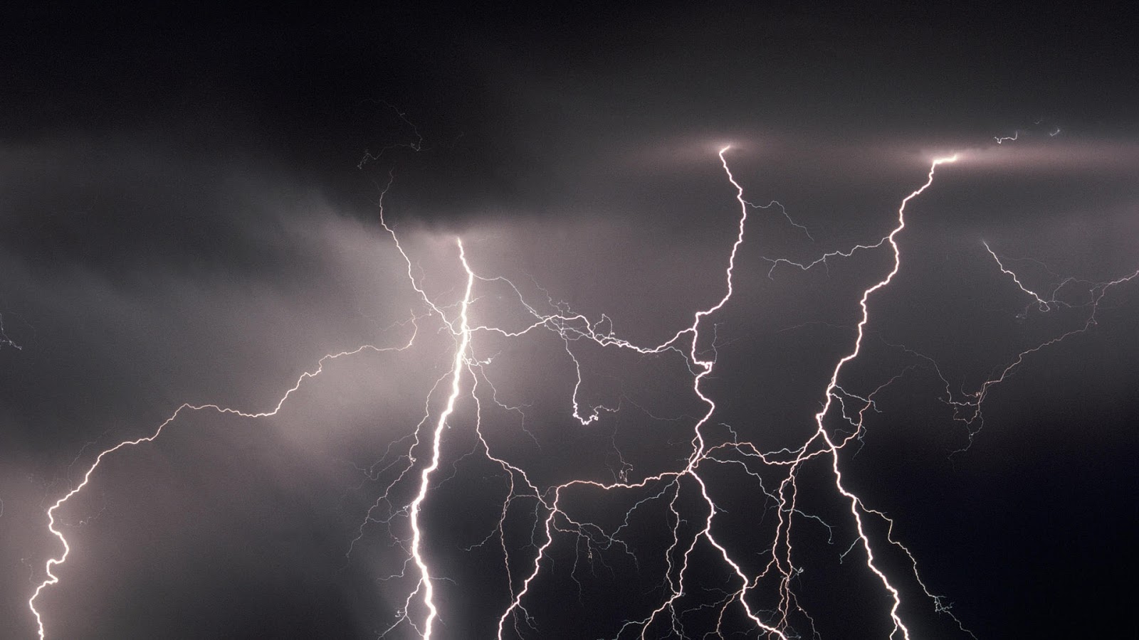Sky Lightning Wallpaper Hd