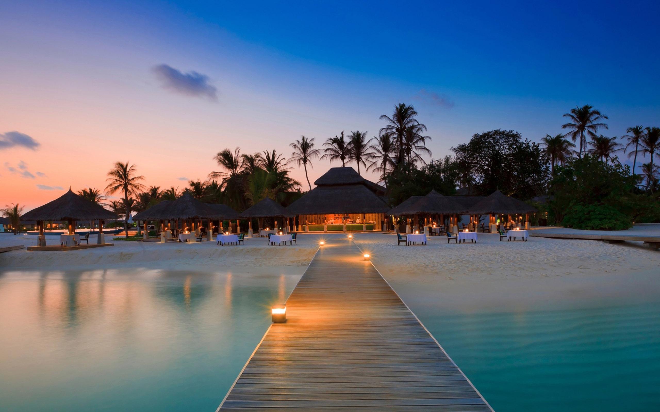 Maldives Exotic Beach Resort Wallpaper HD For Desktop