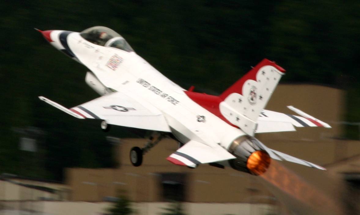 Pin Usaf Thunderbirds F16 Fighting Falcons Hd Desktop Wallpaper on
