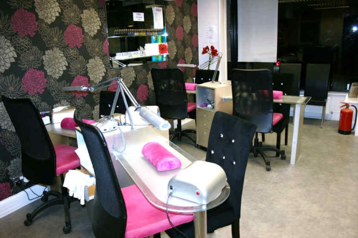 Very Cute Pink And Black Salon Love The Wall Paper Chairs
