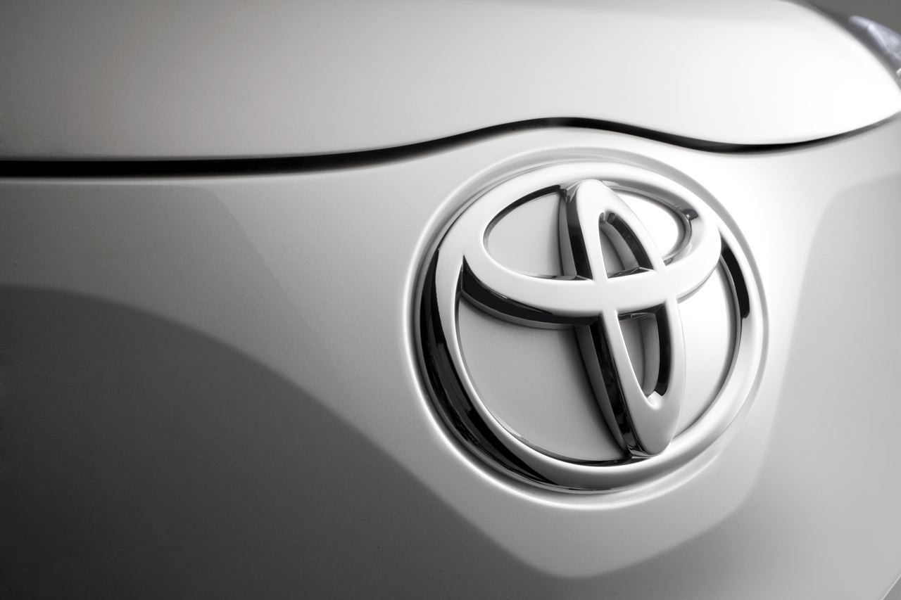 Toyota Logo Newes 0wn Creation