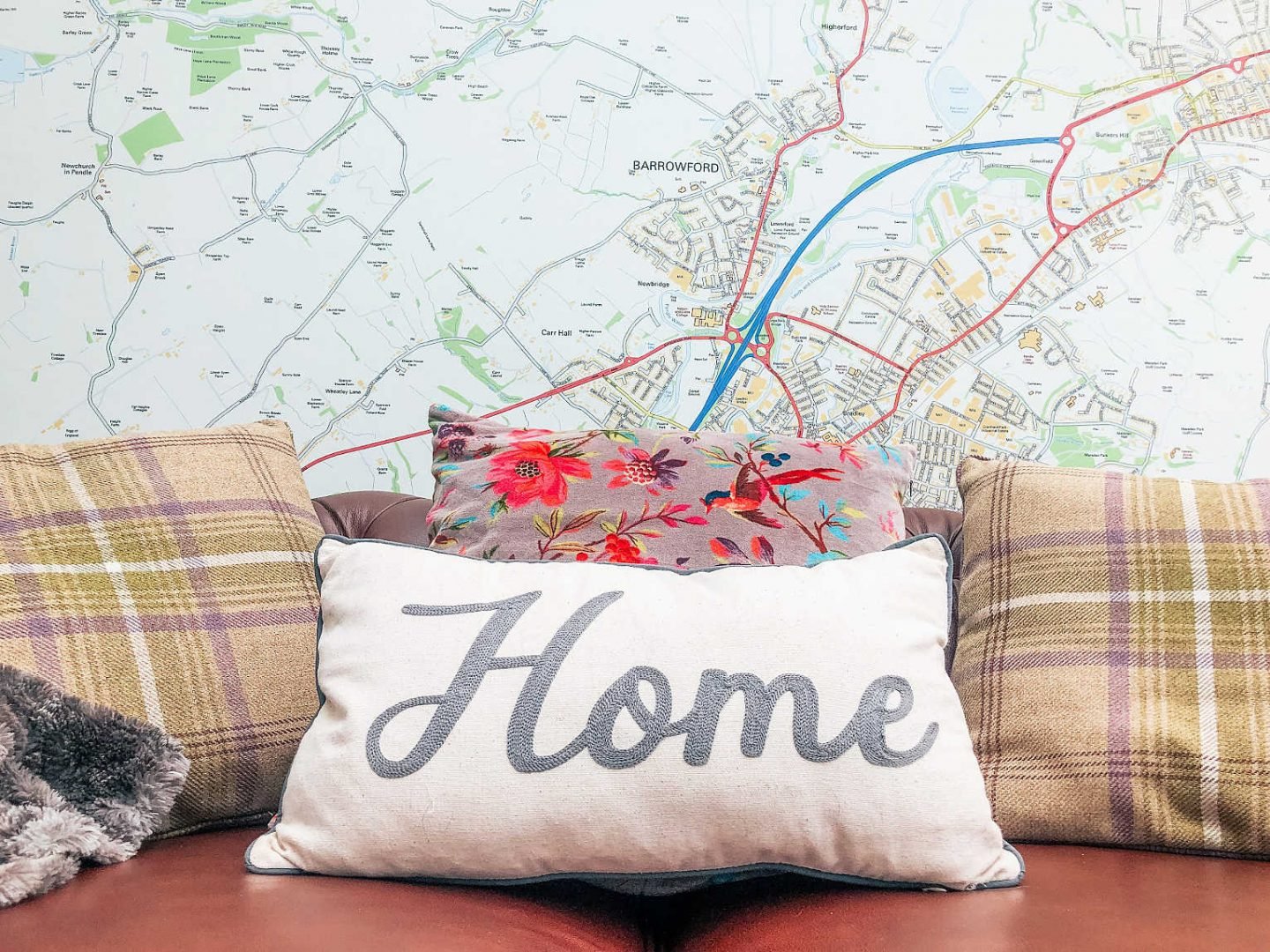 How We Used A Custom Local Map As Wallpaper Extraordinary Chaos