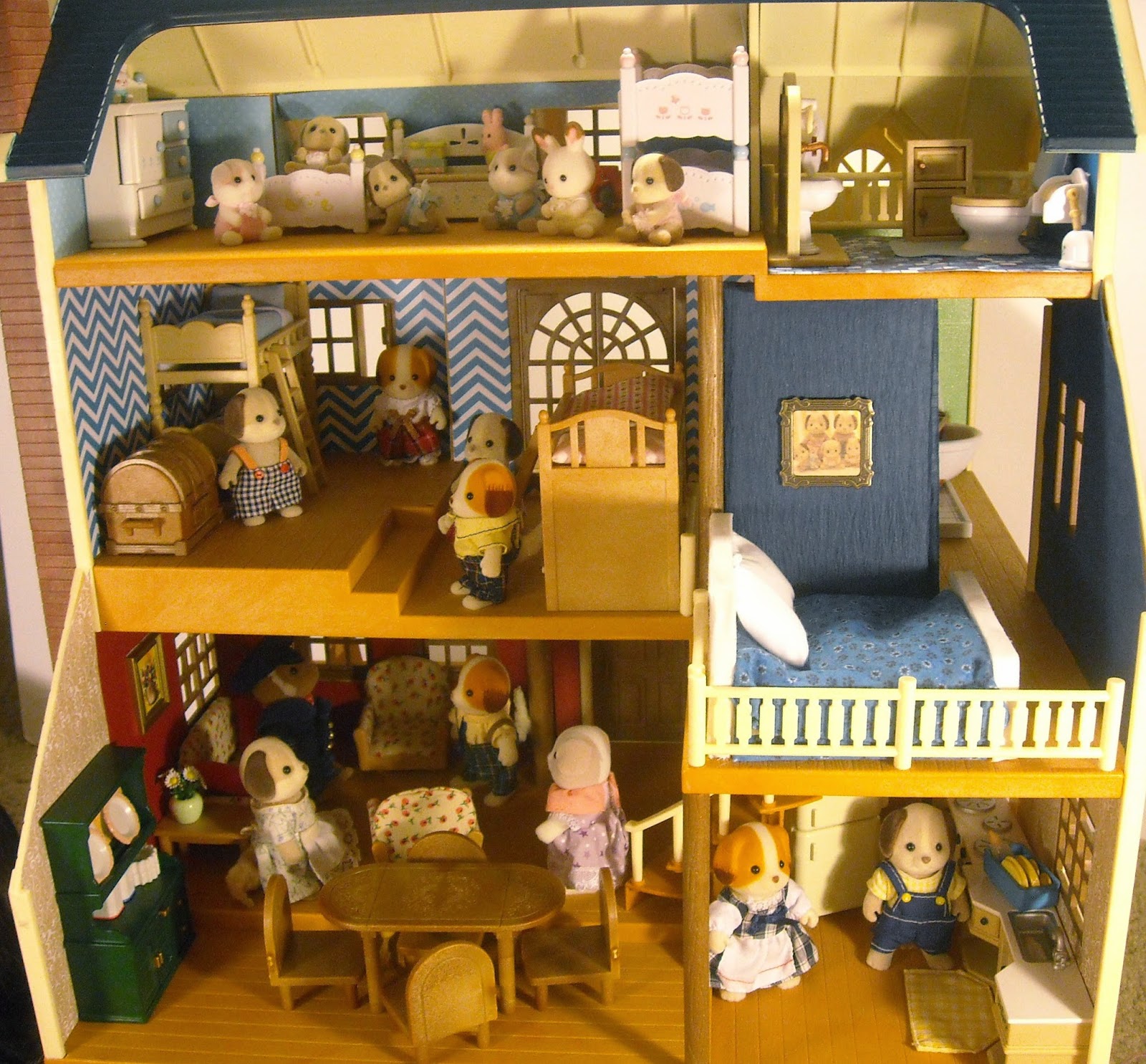 Calico Critters Deluxe Village House