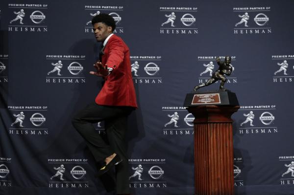 Louisville Cardinals Lamar Jackson Bees Youngest To