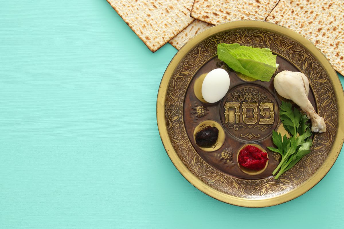 Passover Harry Potter And Emoji Haggadahs Are Taking Over