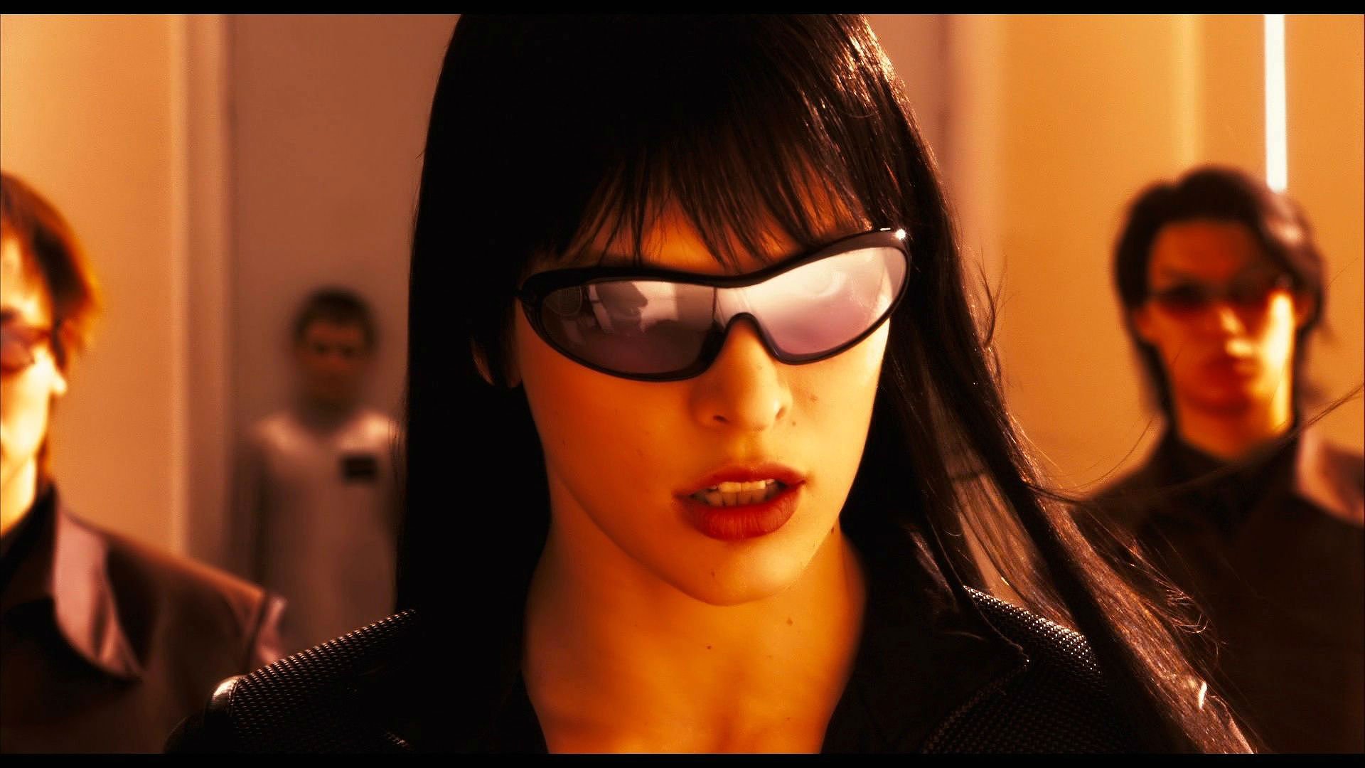 Ultraviolet Action Sci Fi Fighting Futuristic Superhero Milla Jovovich