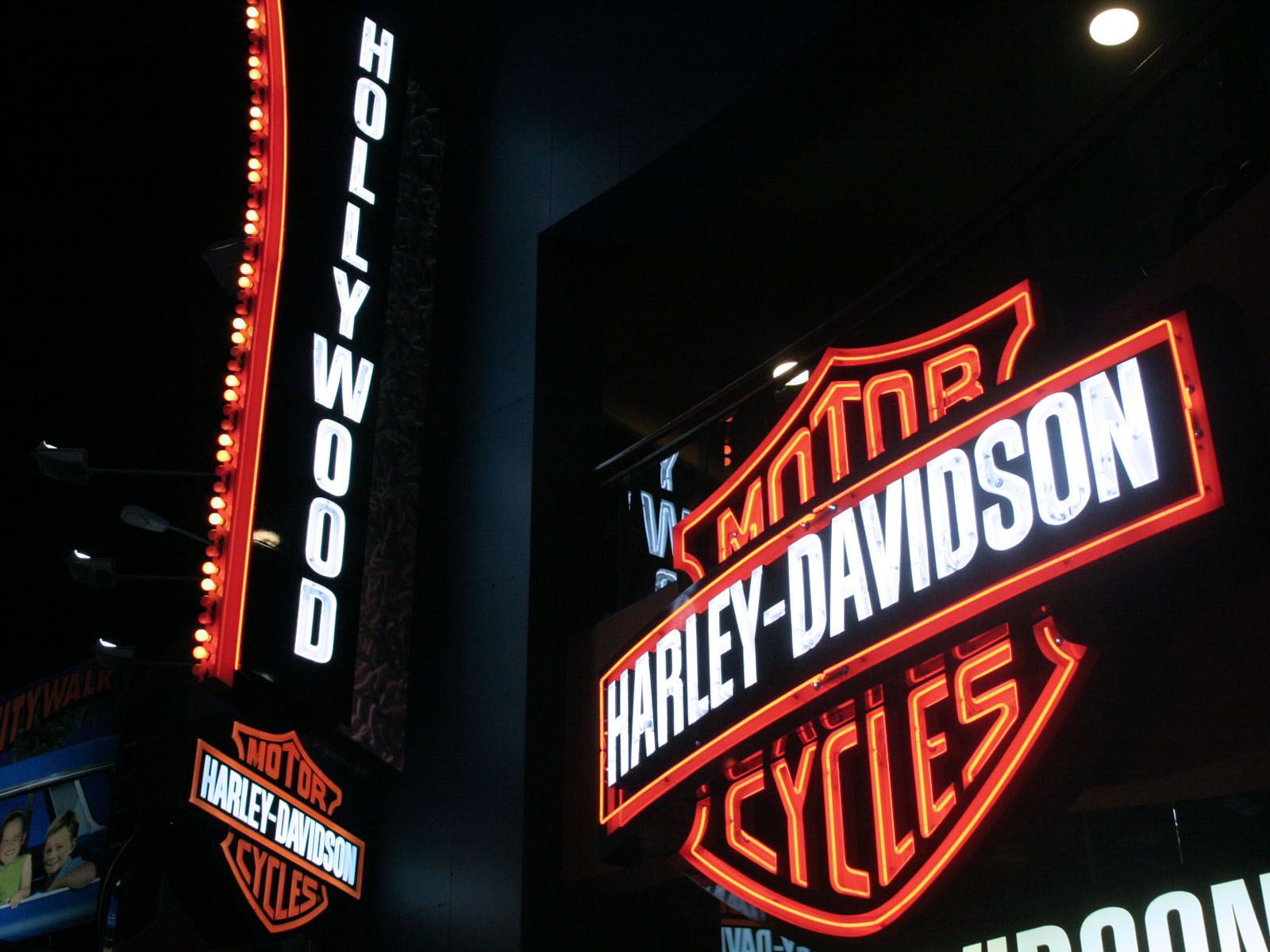 Harley Davidson Wallpaper HD Background Image Pictures