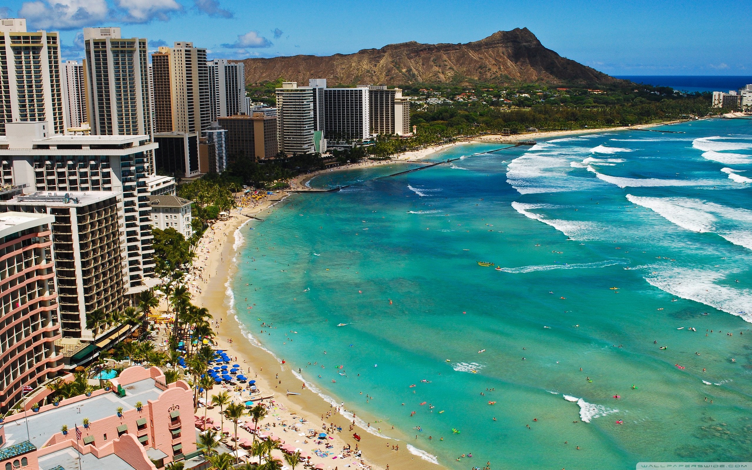 Waikiki Beach 4K HD Desktop Wallpaper for 4K Ultra HD TV Dual
