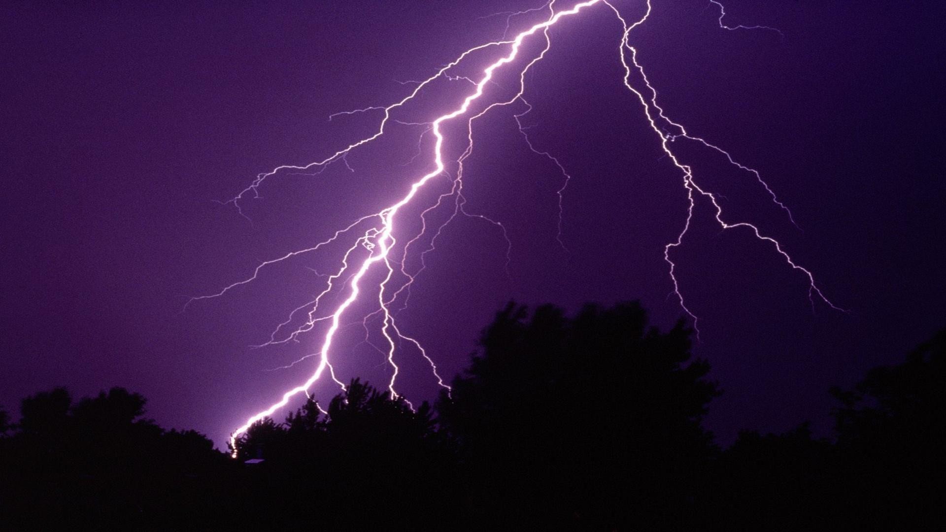Purple Lightning Wallpaper