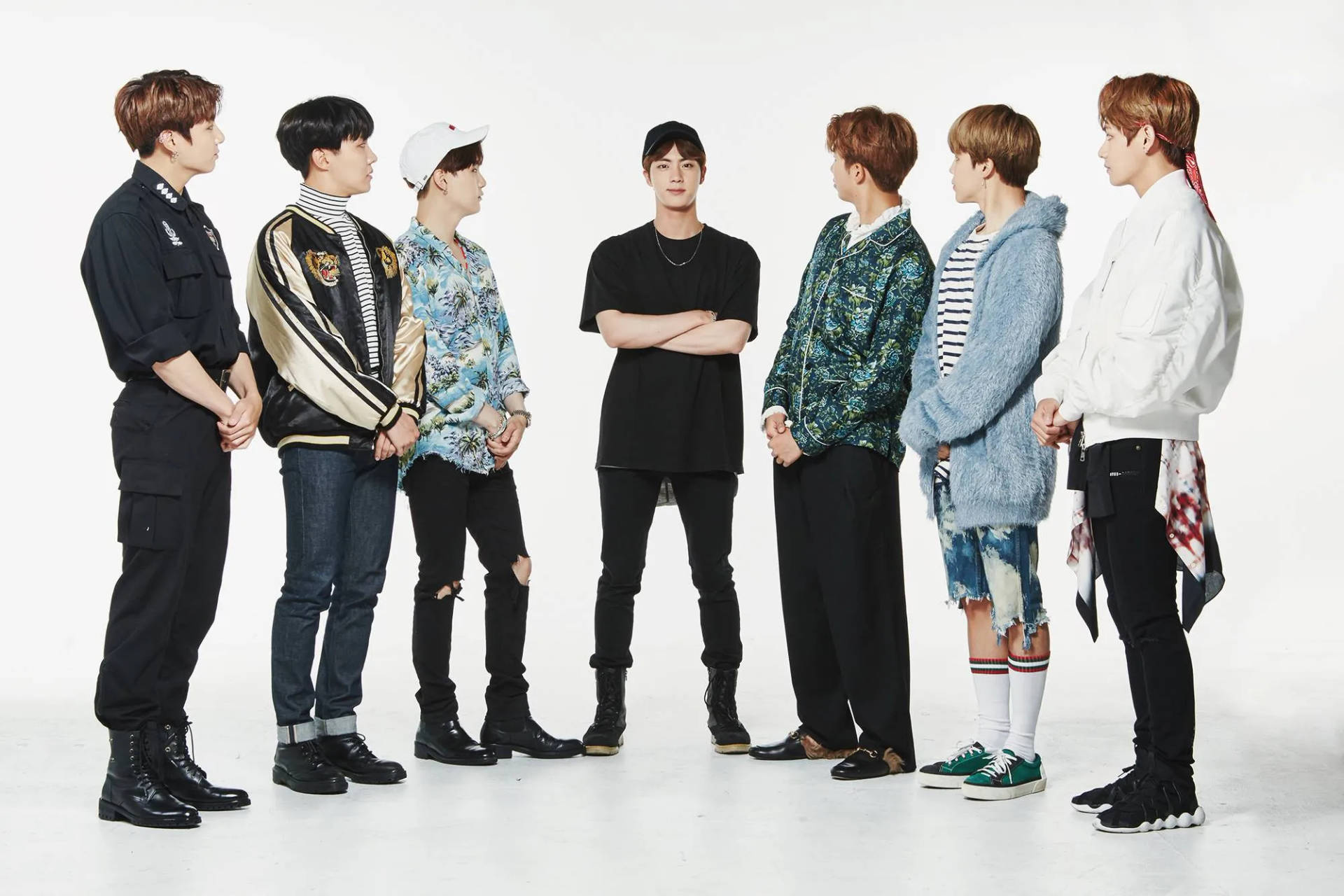 Bts Group Photo Wallpaper
