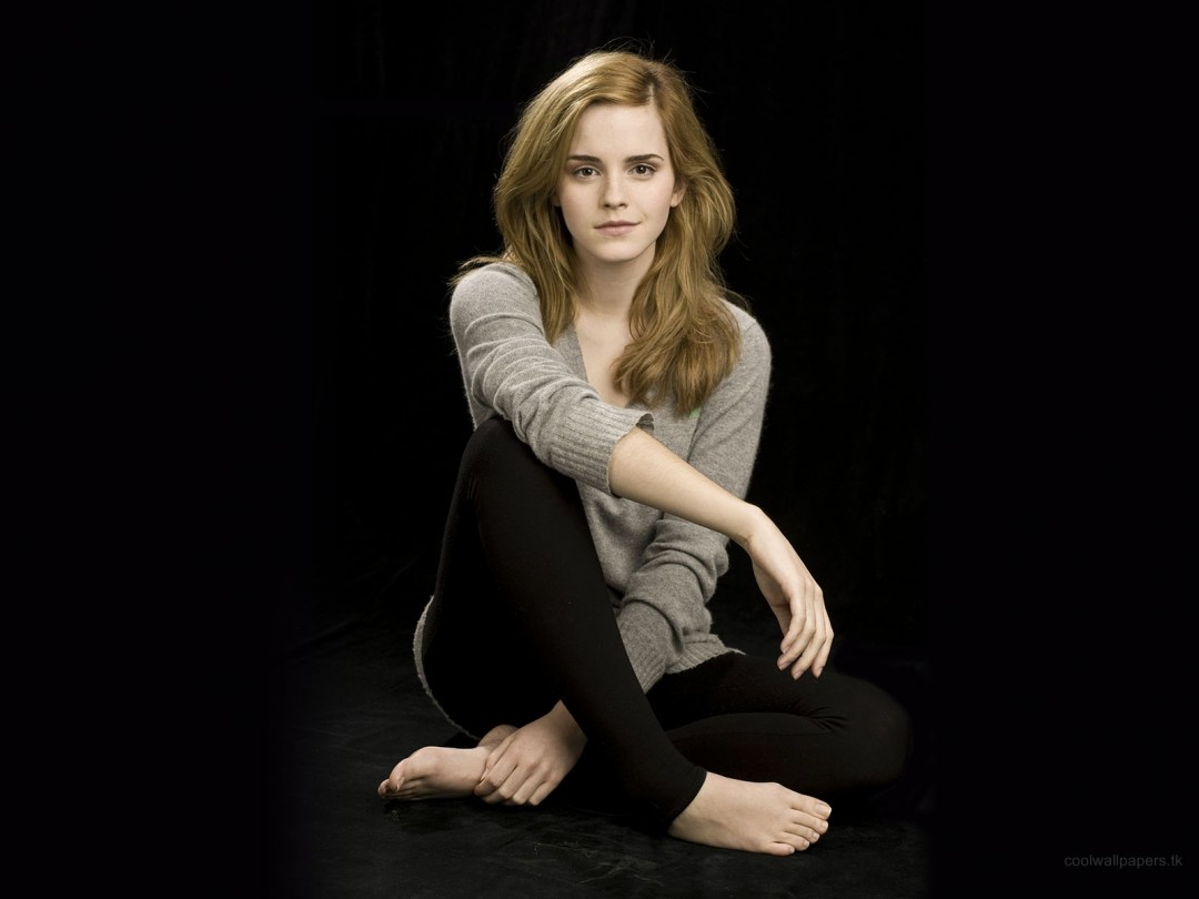 iPhone6papers.com | iPhone 6 wallpaper | hr27-emma-watson -girl-bw-film-actress