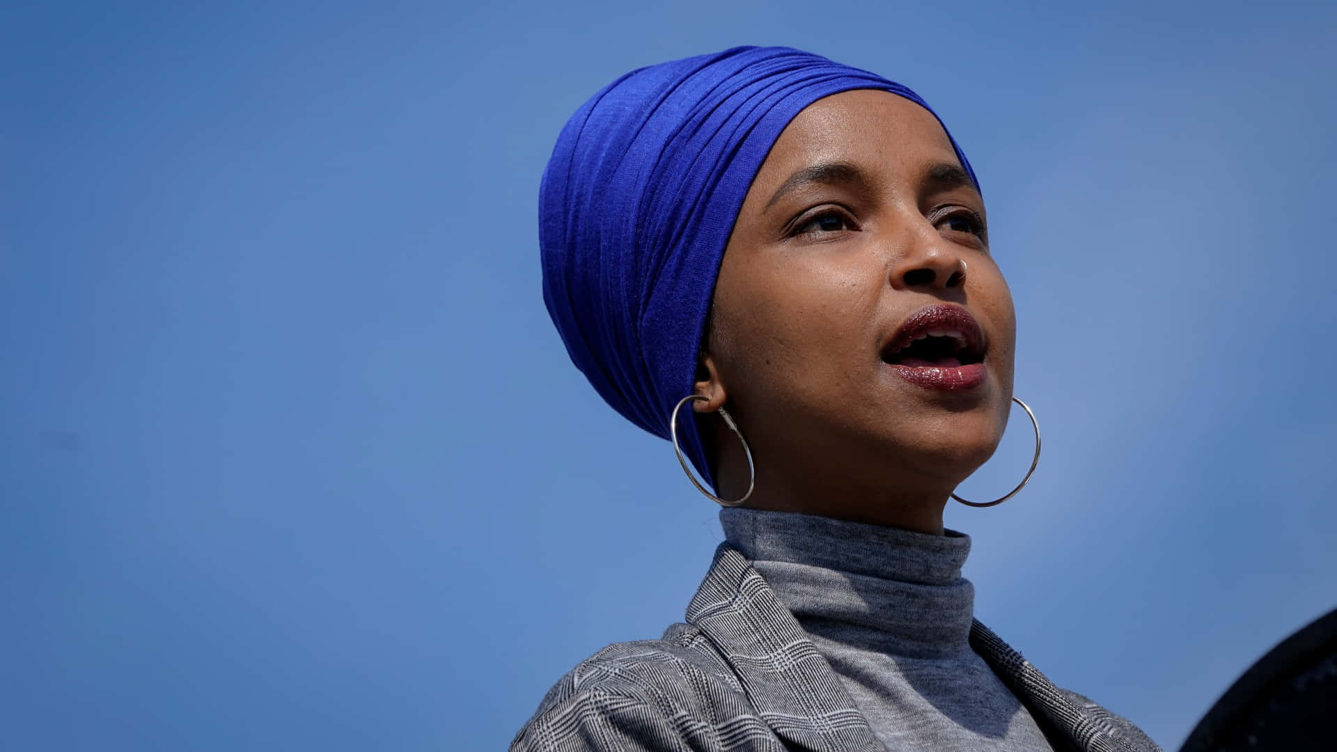 Ilhan Omar Close Up Shot Frkmbew57jcmfs9i Wallpaper