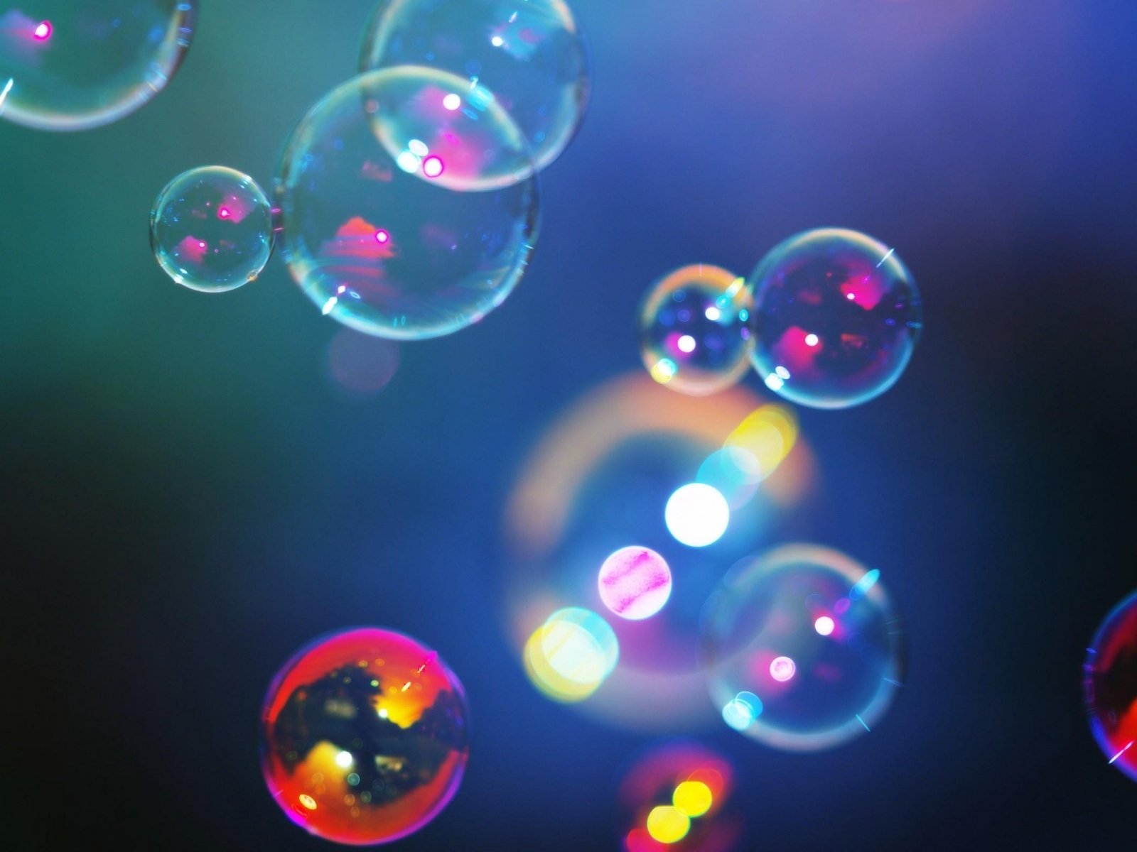 Download Shimmering colorful bubbles wallpaper in Other wallpapers
