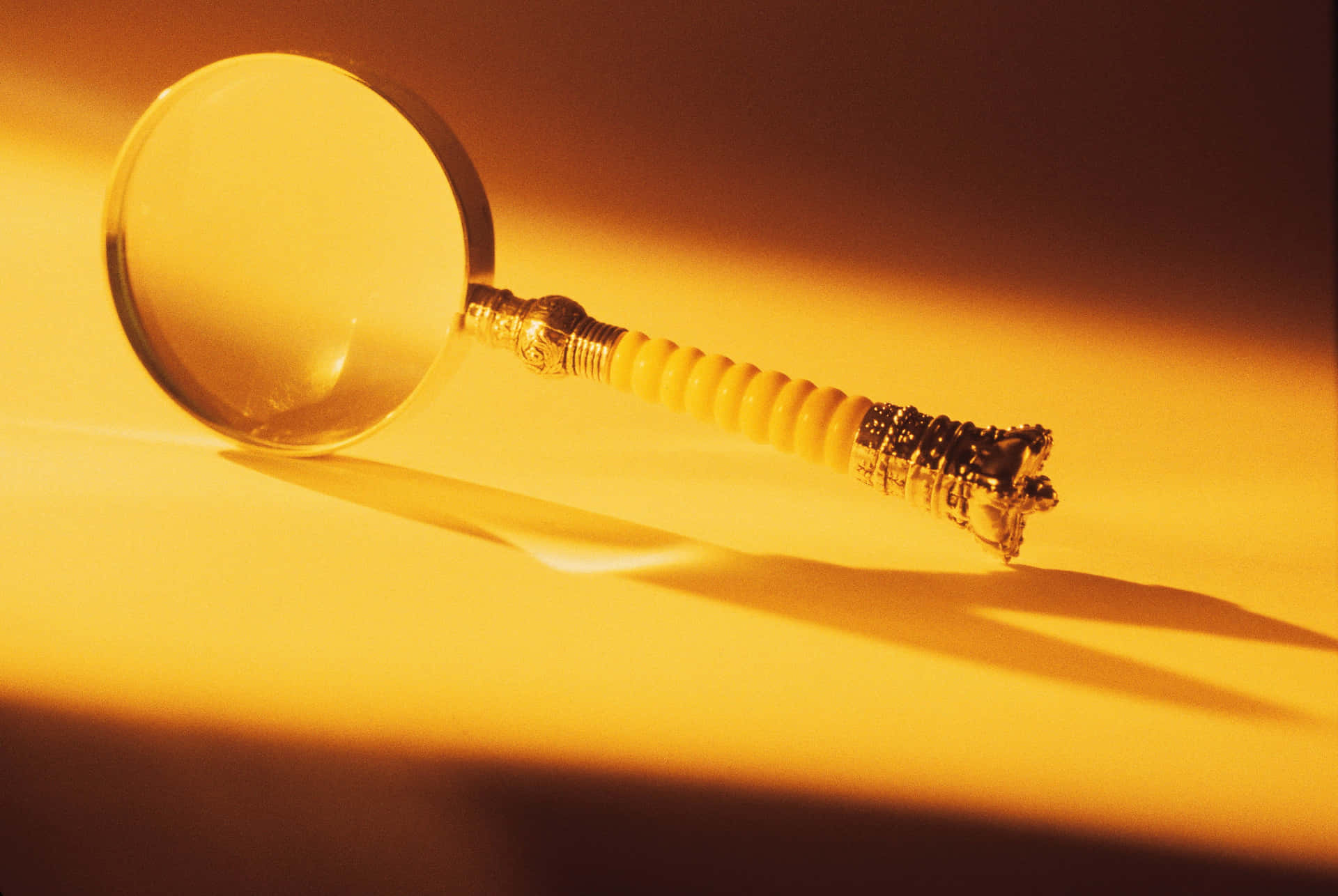 Magnifying Glass Wallpaper