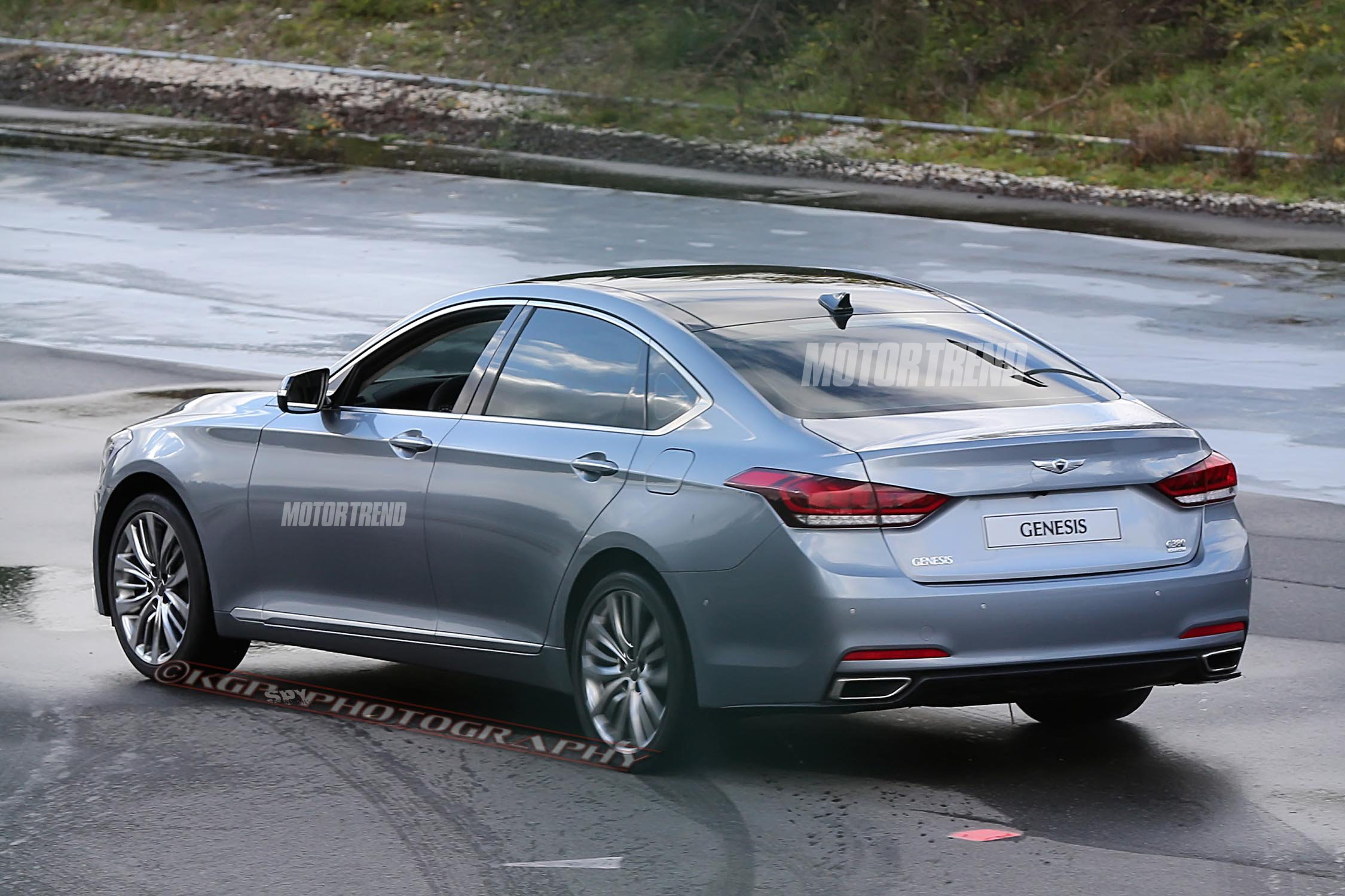 Pletely Revealed Hyundai Genesis Sedan Spied