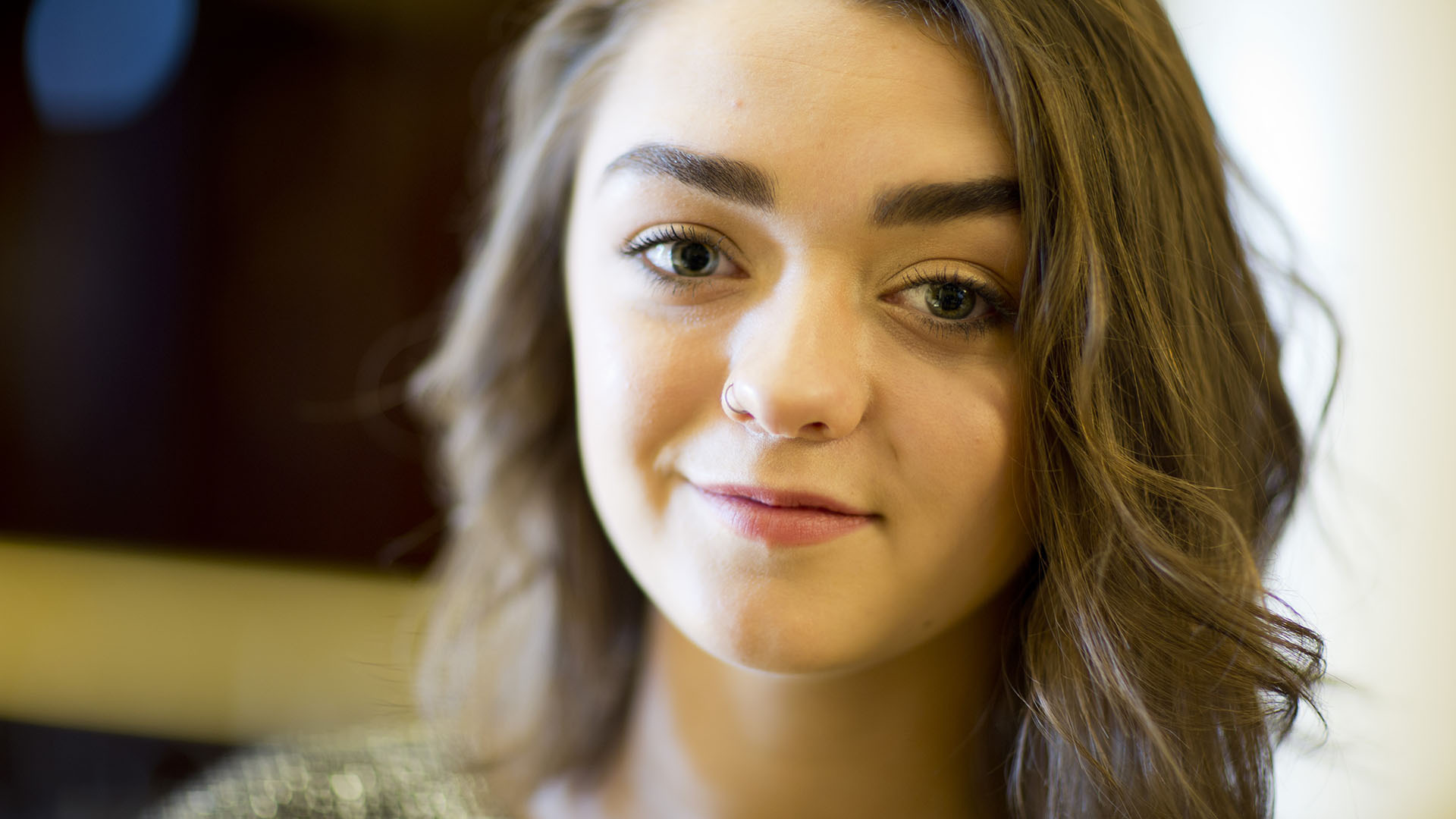 Maisie Williams Wallpaper Image Photos Pictures Background