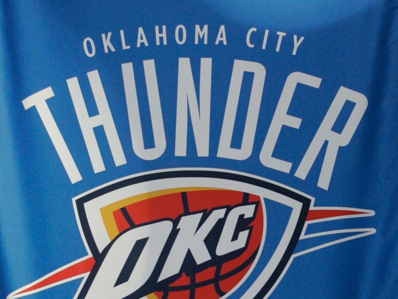 Thunder Team Plane Players Share Image Of S Dented Nose