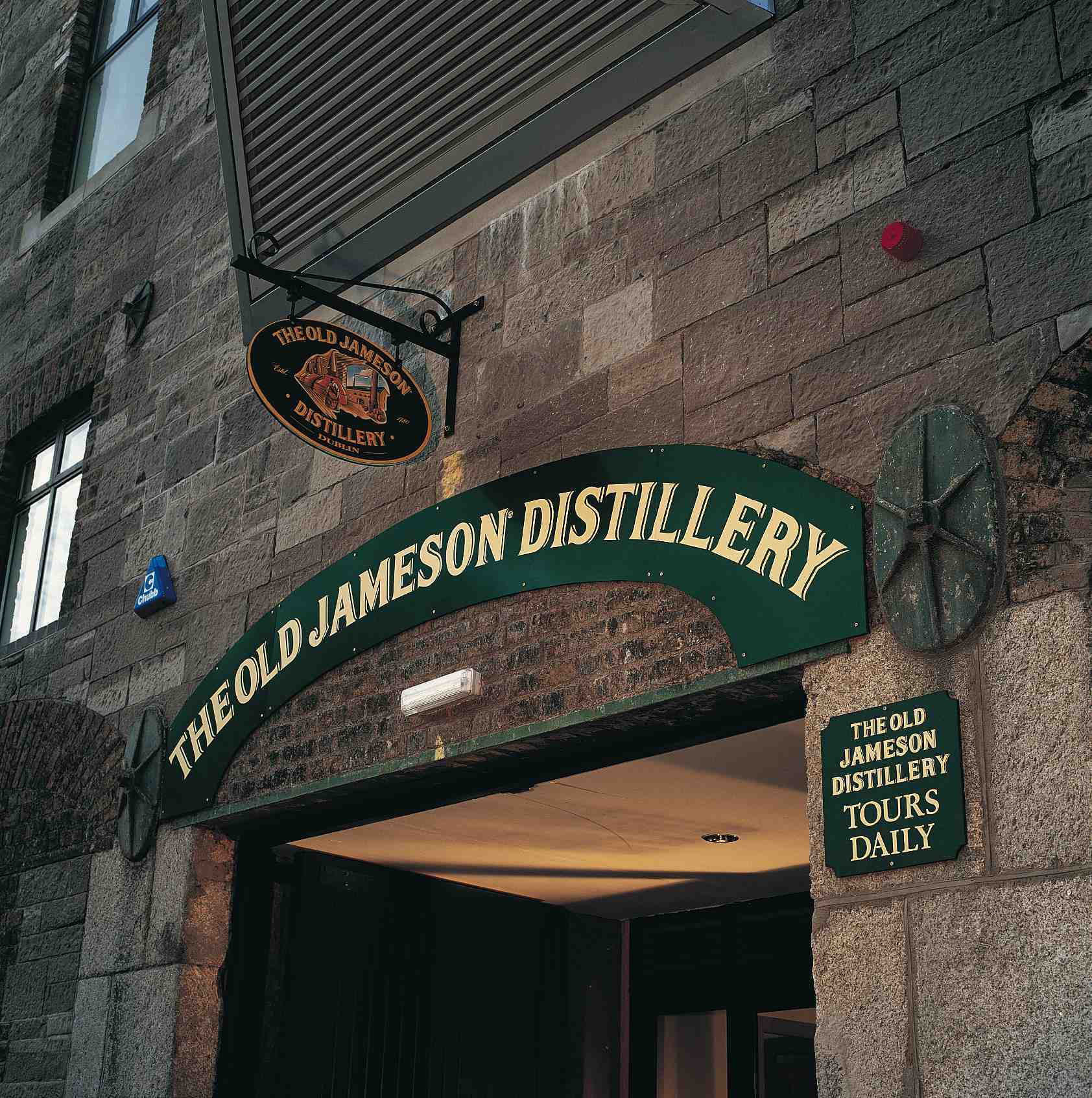 Jameson Irish Whiskey Wallpaper Distillery