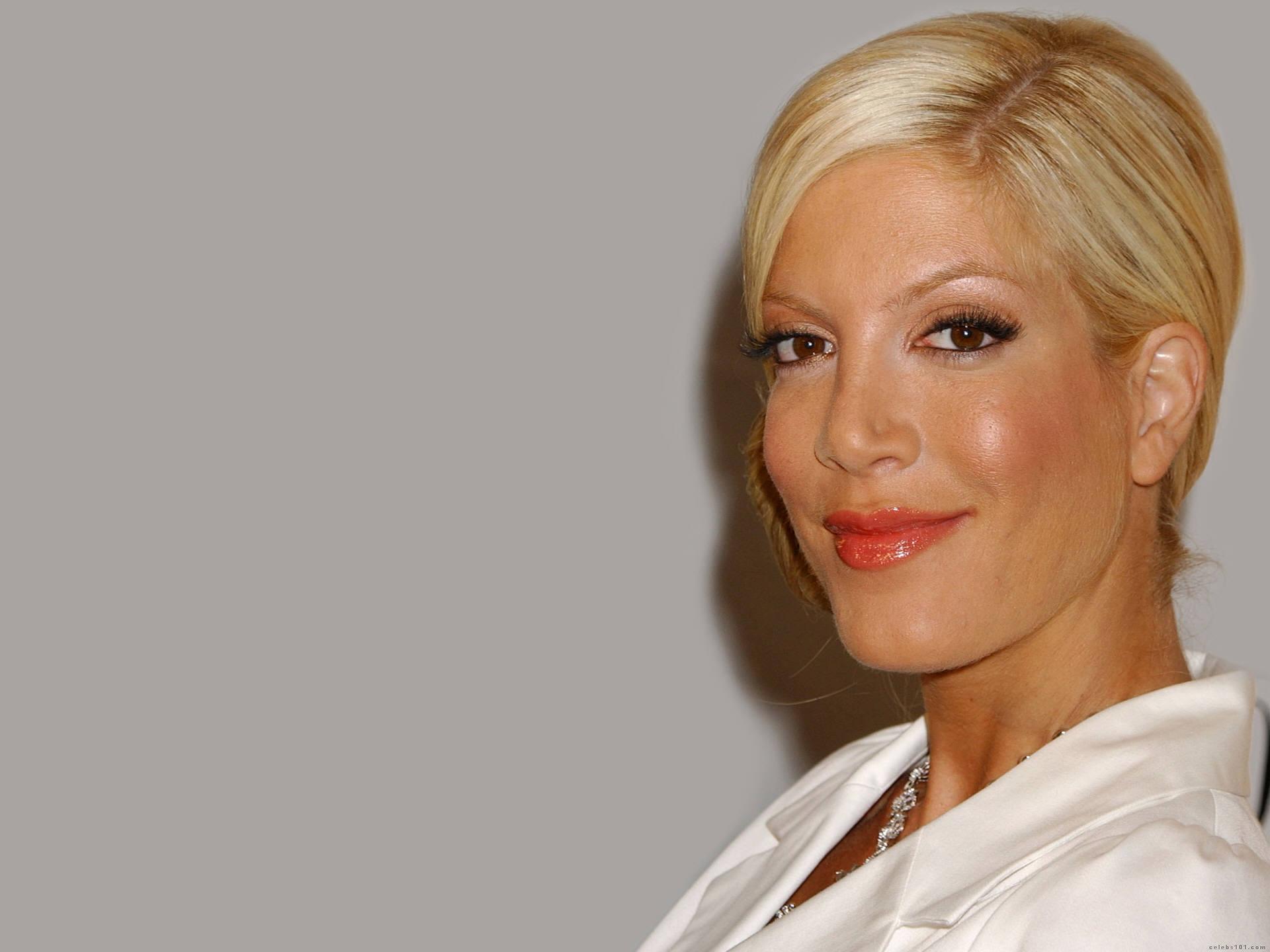 Tori Spelling High Quality Wallpaper Size Of