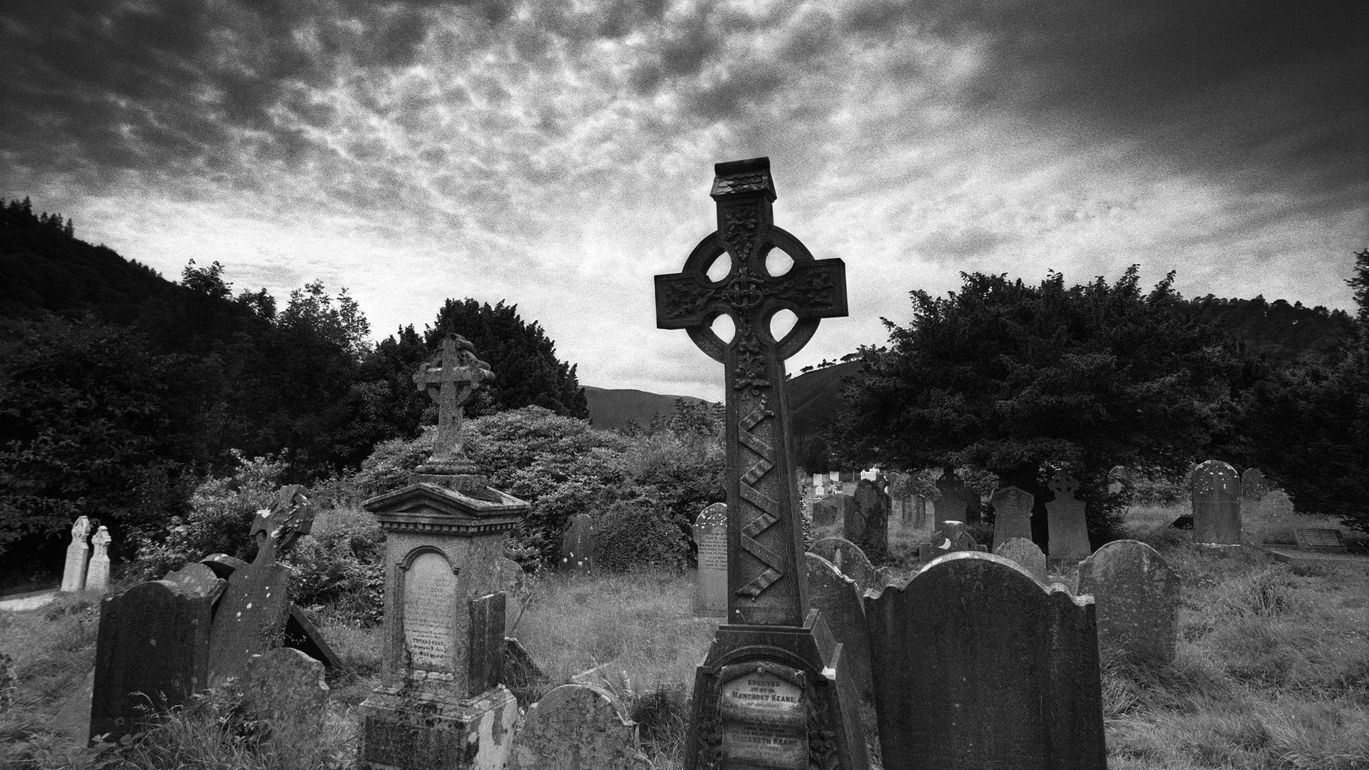 Wallpaper Original cemetery crosses grave black and white 1920x1080