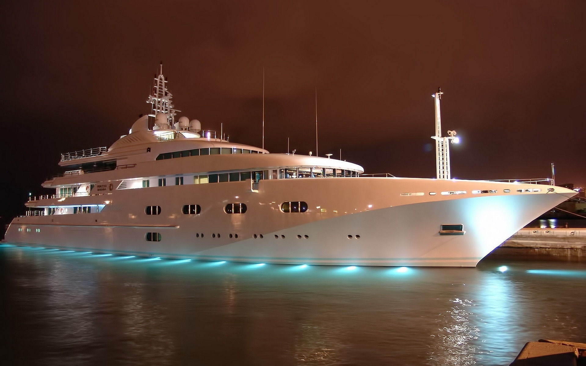 high resolution yacht