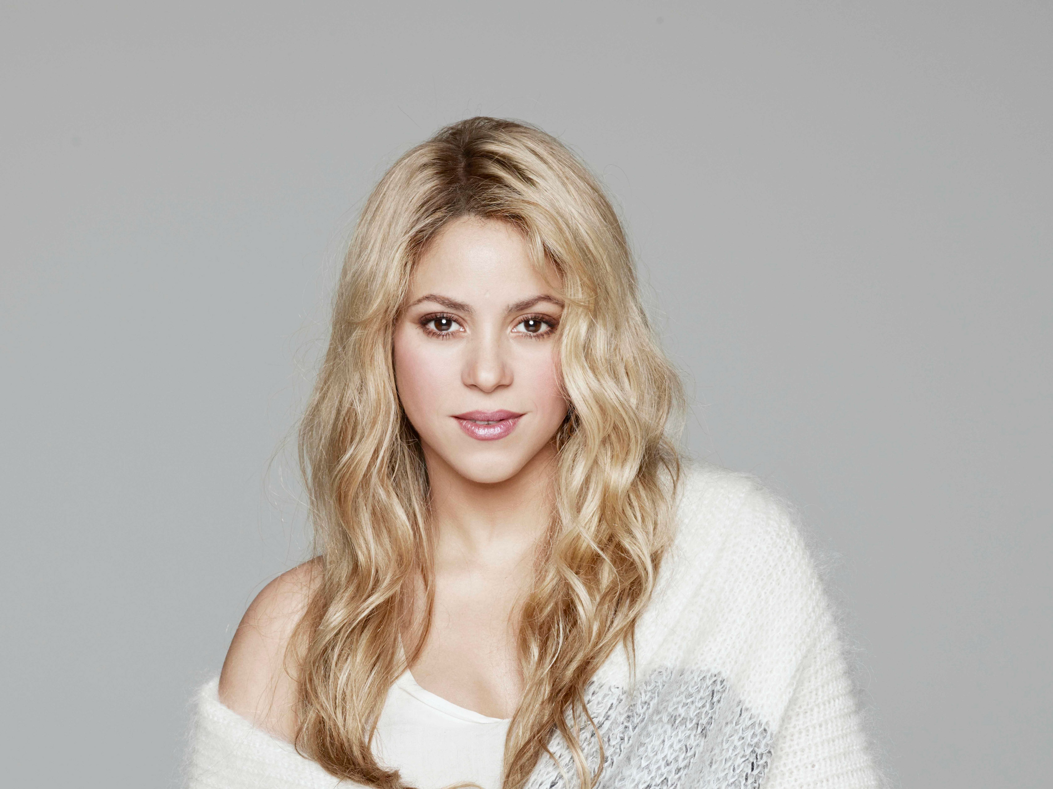 Shakira 4k HD Music Wallpaper Image Background