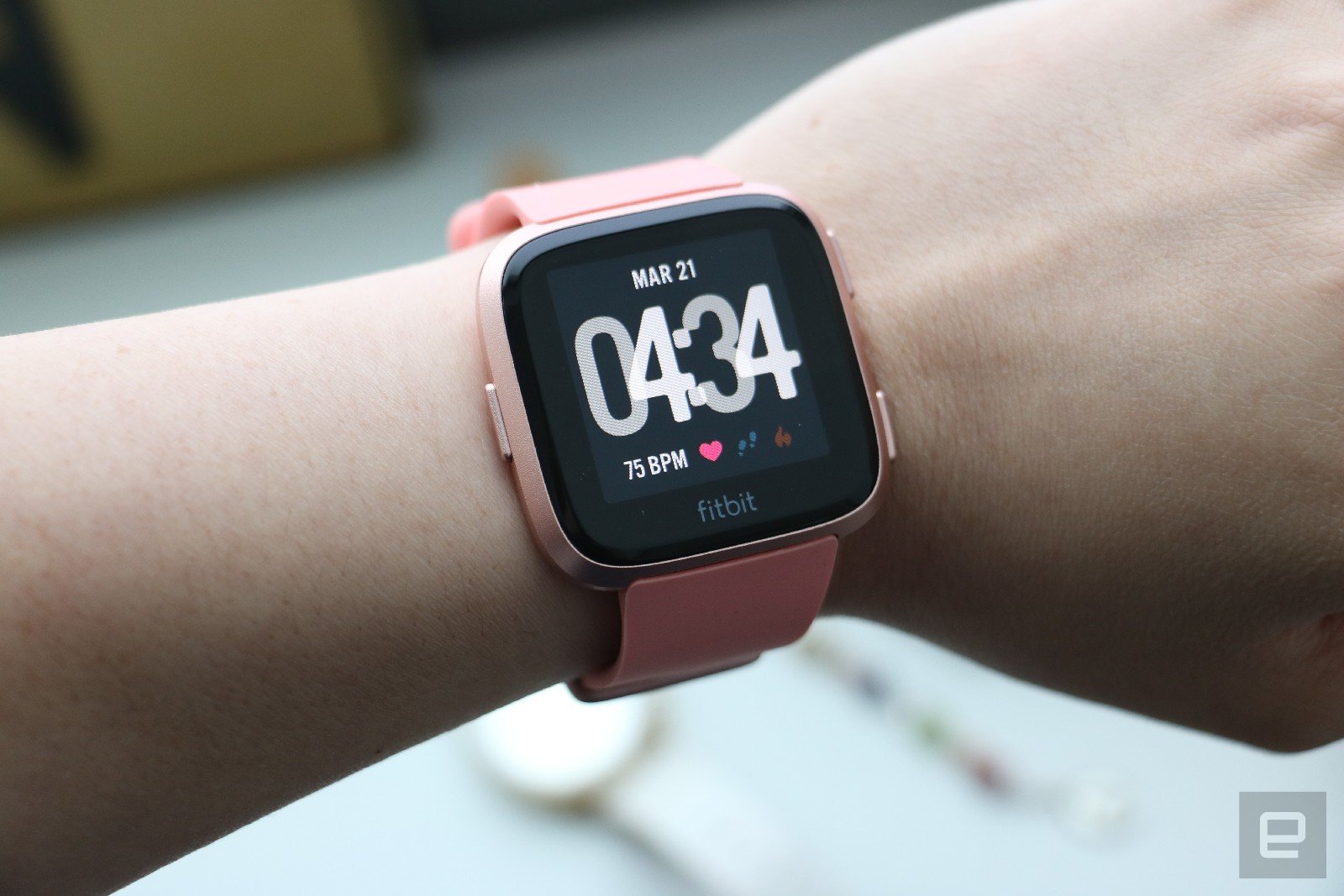Fitbit Versa Re A Stylish Smartwatch At The Right Price