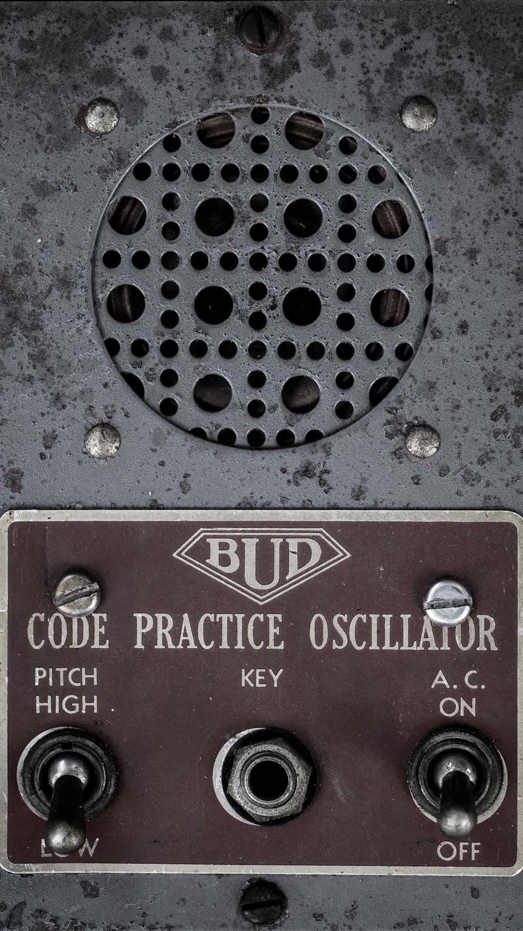 Code Practice Oscillator Phone Wallpaper