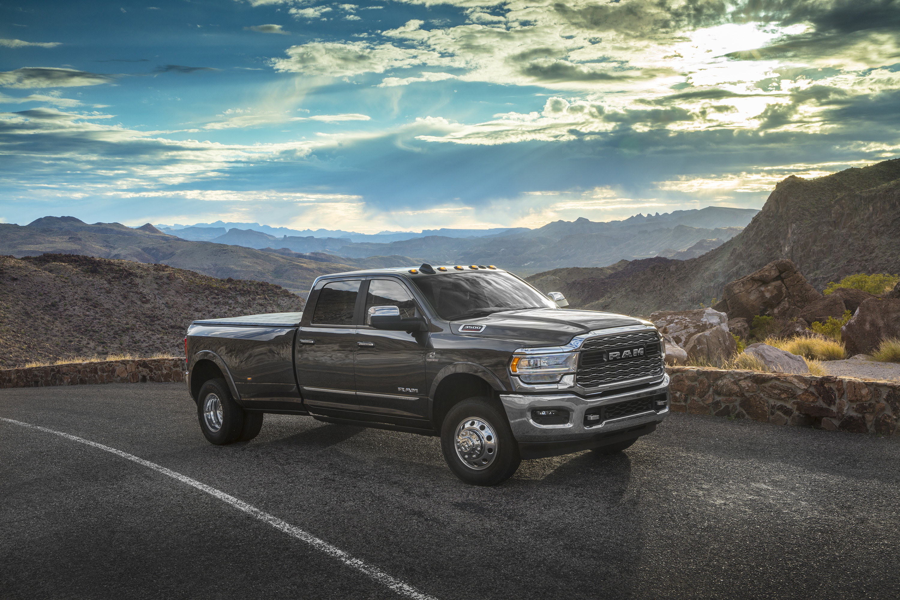 Download Latest HD Wallpapers of  Vehicles Dodge Ram Heavy Duty