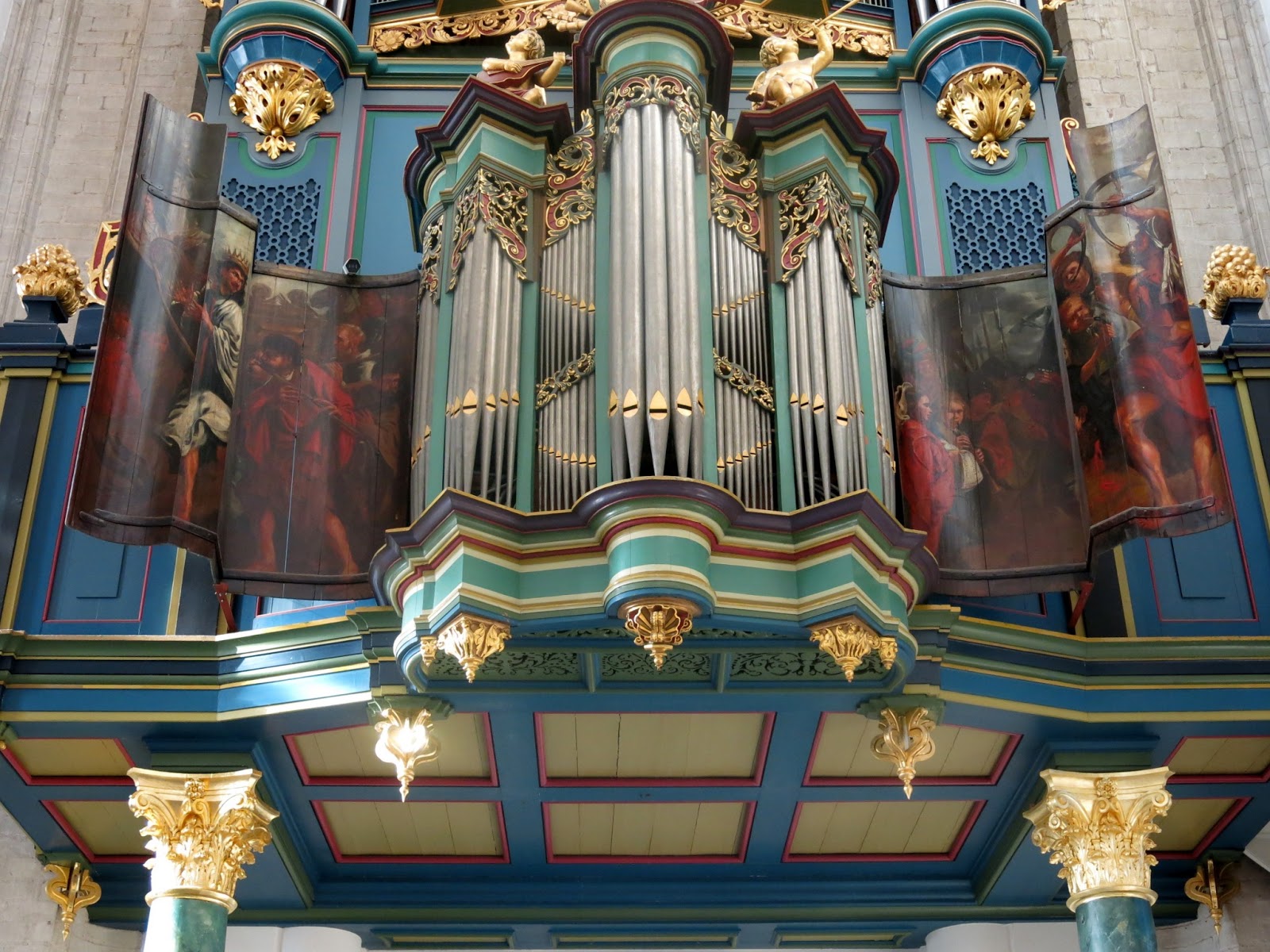 Pipe Organ Wallpaper