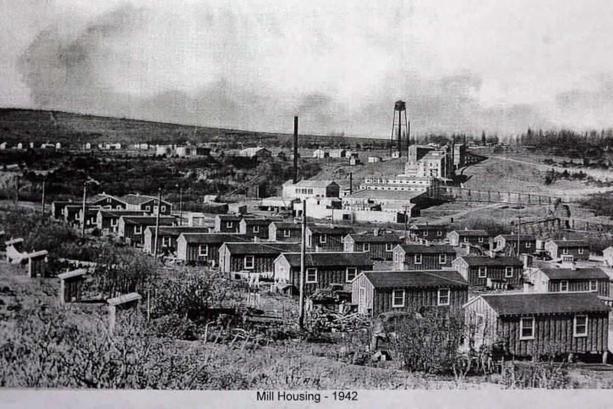 Monticello Mill Victims Seek Help On Utah S Capitol Hill Deseret