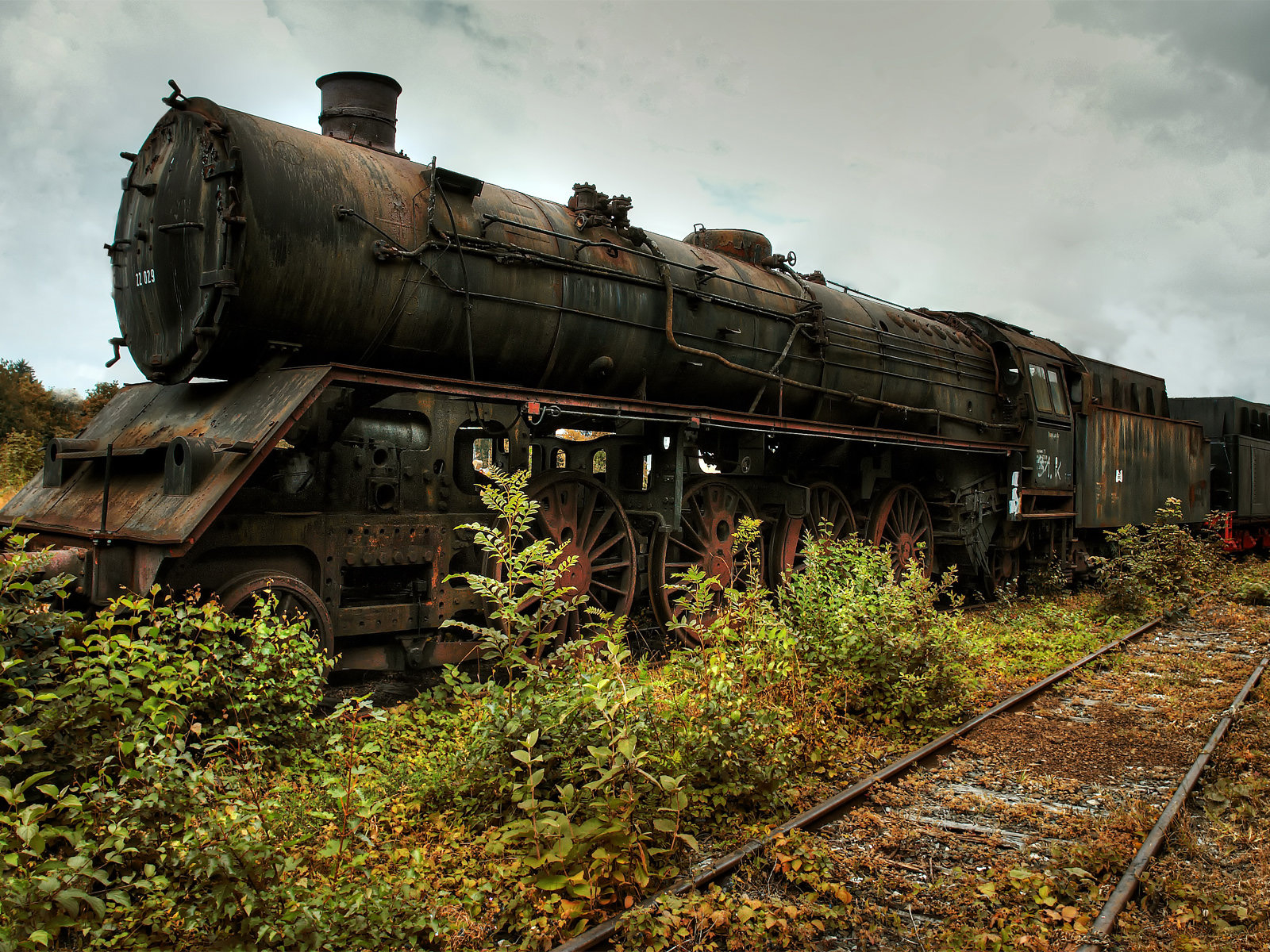 Free Download Old Steam Locomotive Wallpapers And Images Wallpapers Pictures 1600x10 For Your Desktop Mobile Tablet Explore 72 Steam Engine Wallpaper Steam Locomotive Wallpaper Steam Train Wallpaper Border Free