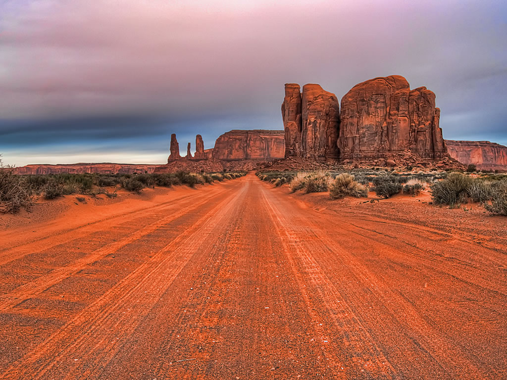 Wallpaper Monument Valley Moon Road HD For