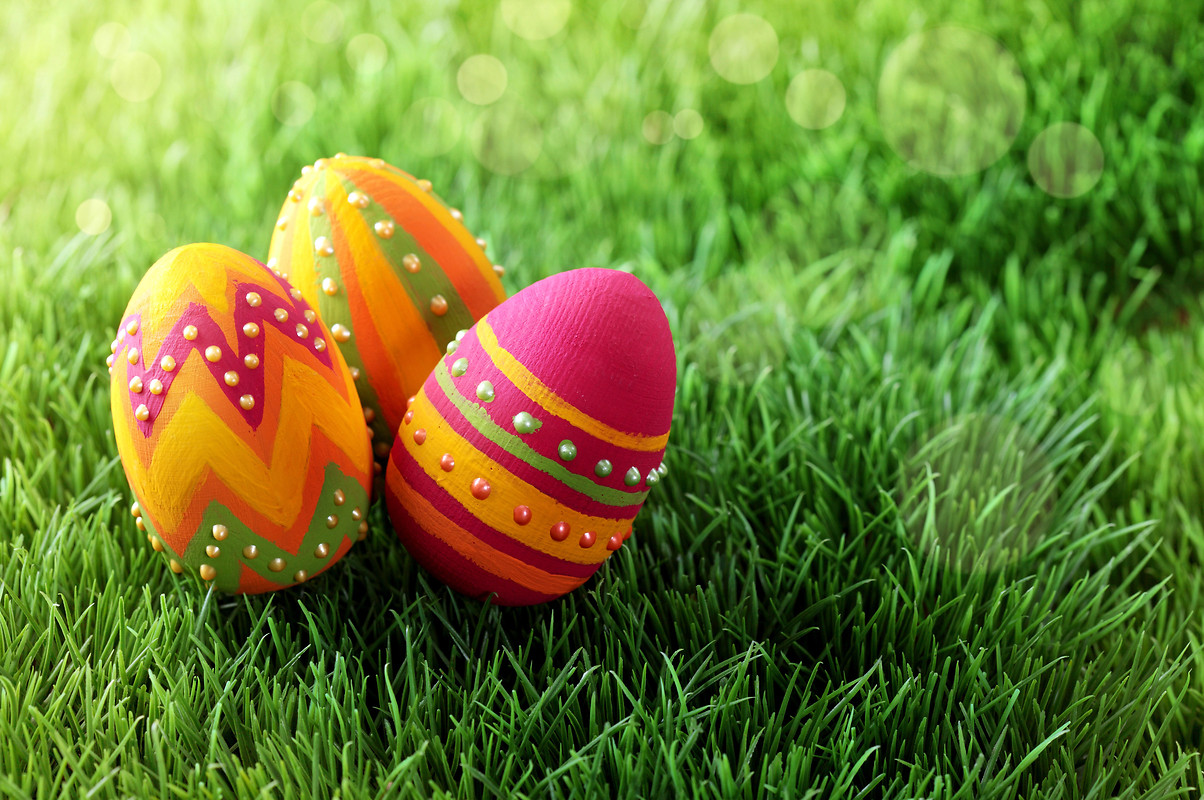  Decorated Easter Eggs HD Wallpapers to your mobile phone or tablet