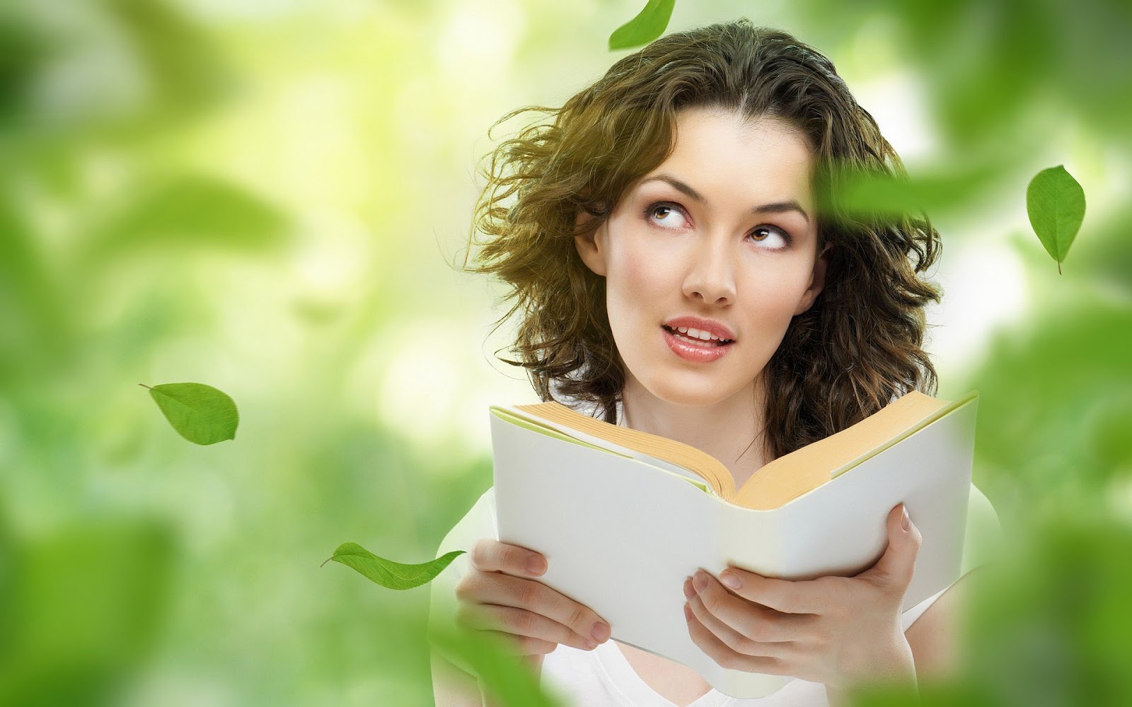 Of A Girl With Brown Eyes Reading Book Girls Wallpaper